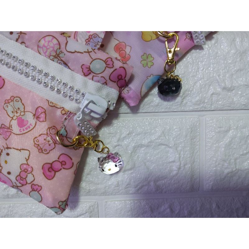 hello kitty crystal charm (clear quartz crystal, glass black crystal 🔮)