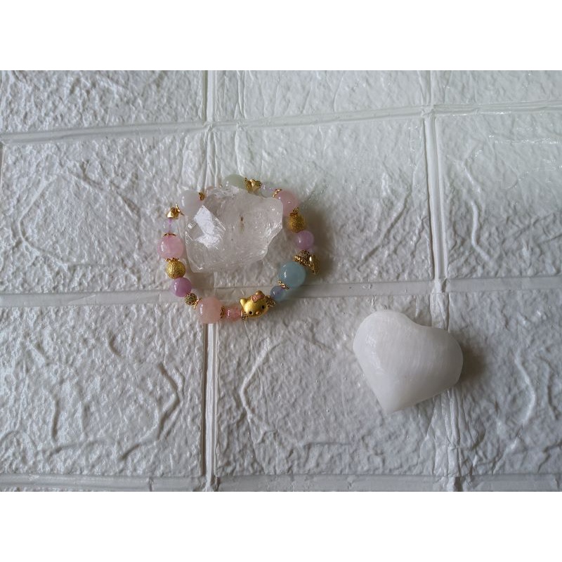 Soulmate Hello Kitty Crystal Morganite Kunzite Fluorite Charm Bracelet