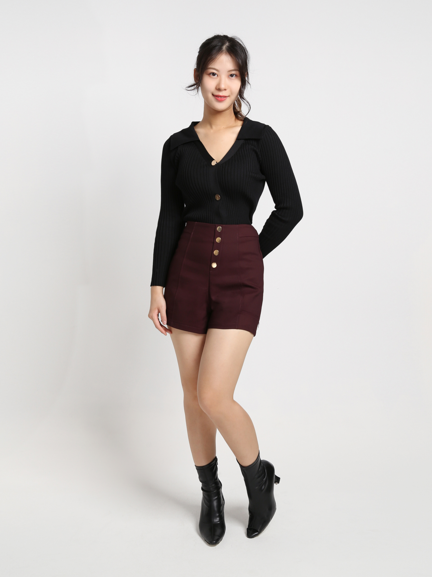 High Waist With Decorative Button Short Pants 18567