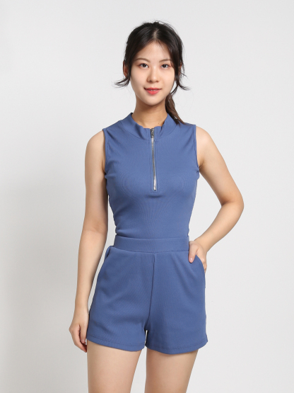 Sleeveless Front Zip Set 18564