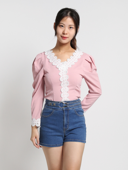 Y Lace Decotayive Long Sleeve Top 18387