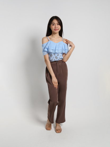 Layered Chiffon Off Shoulder Strap With Floral Top 18390