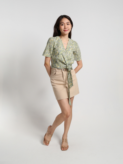 Floral V Neck Wrap Side Tie Up Top 19163