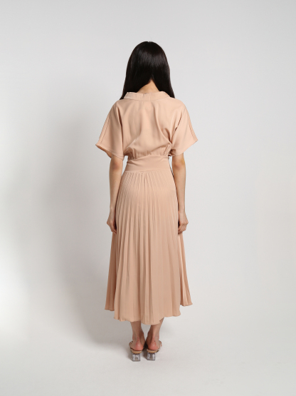 Decorative Chocker Pleated Dress 23011