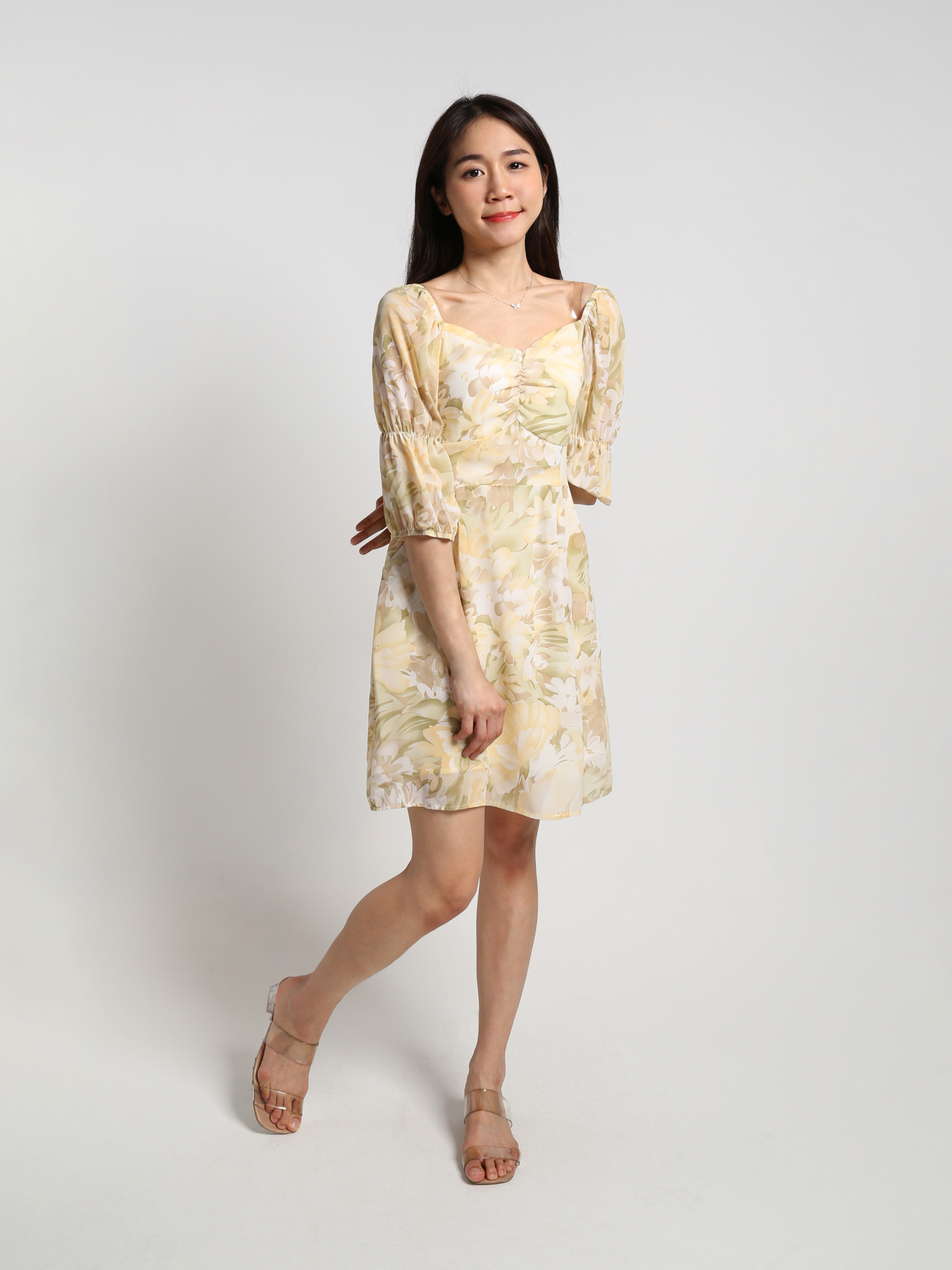 Floral Old Style Dress 18399