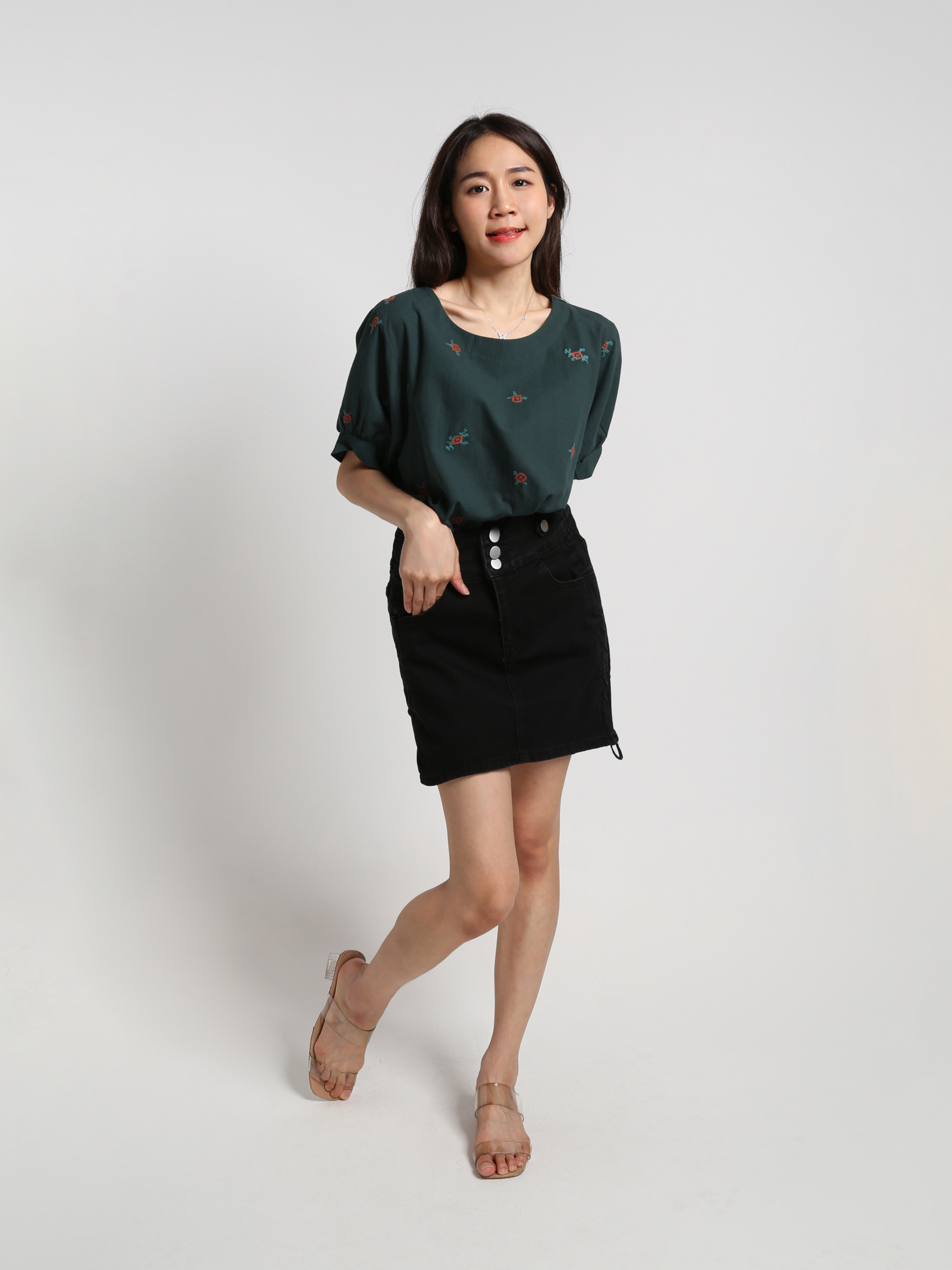 Loose Flower Pattern Top 18454