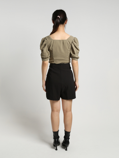 Sweetheart Neckline Front Decorative Button Top 18433