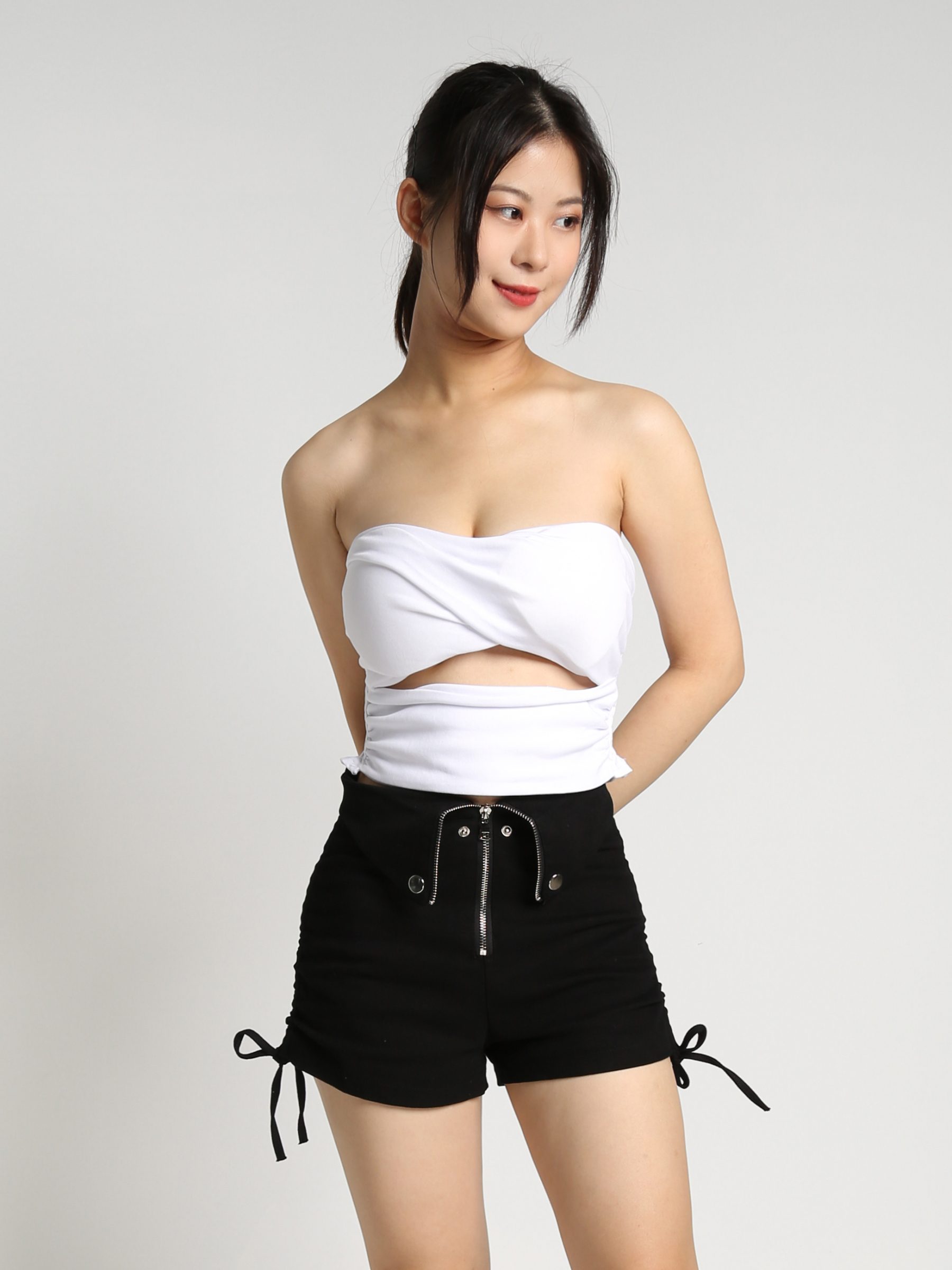 High Waist Front Zip Collar Button With Side Drawstring Short Pants 23234