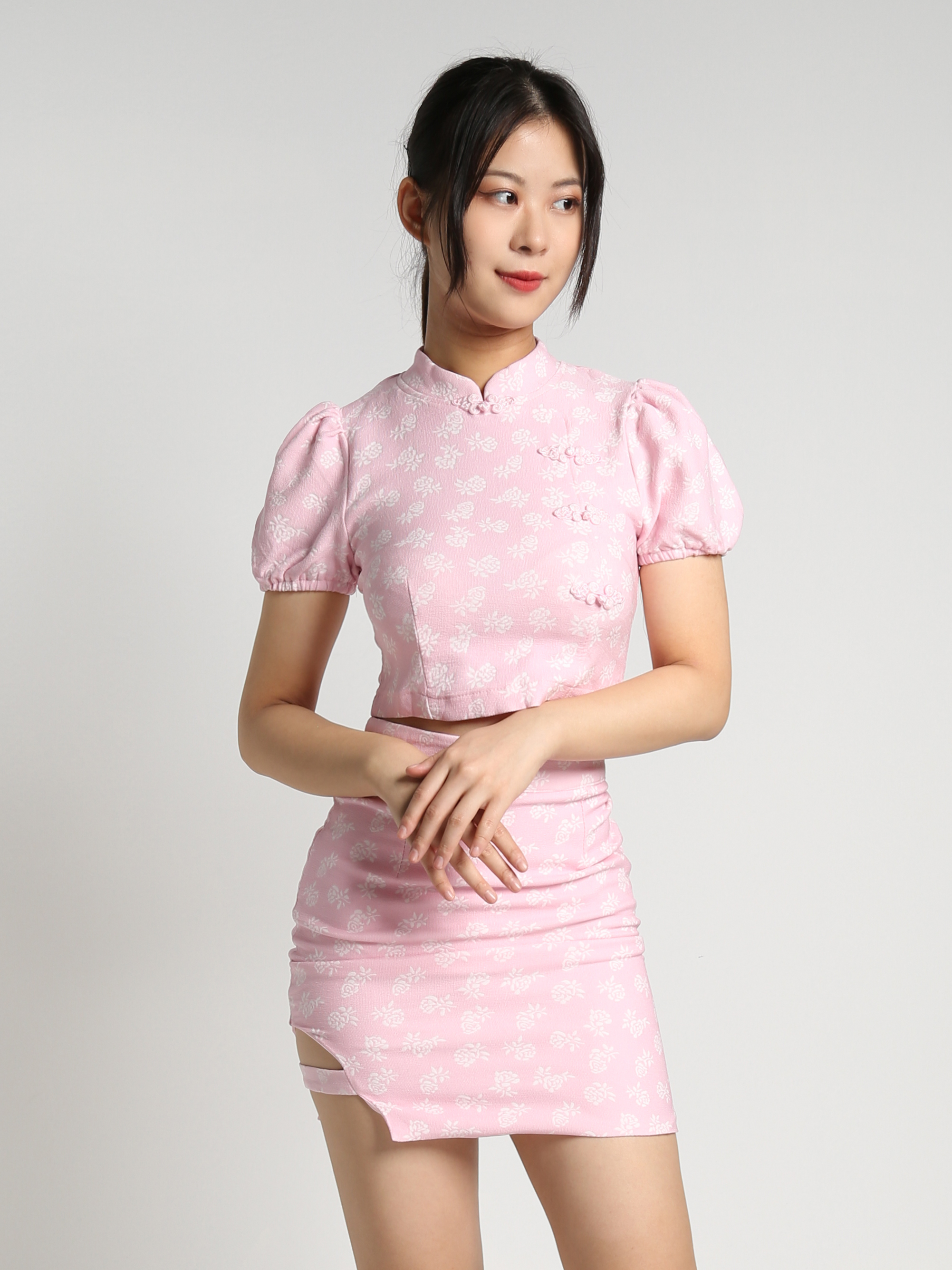 Short Sleeve Top With Pleated Skirt Set 24823