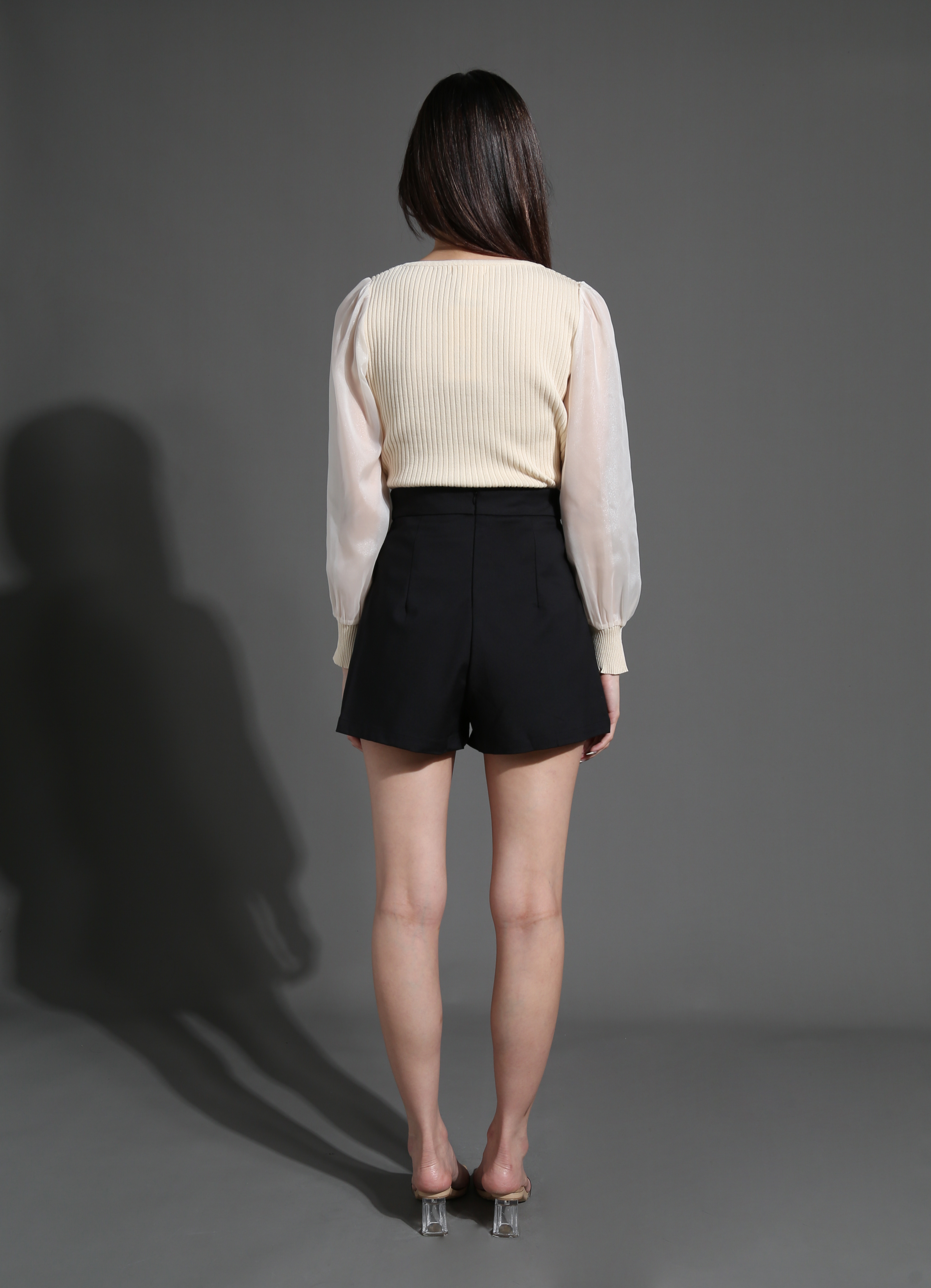 High Waist Back Zip Short Pants 26522