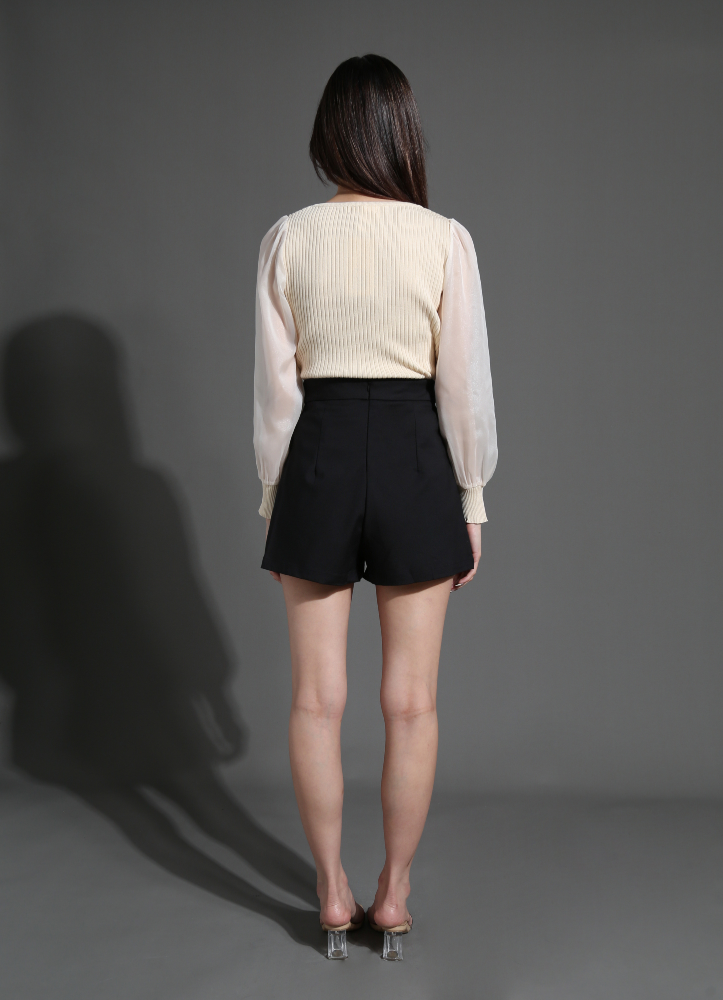 High Waist Back Zip Short Pants 26522