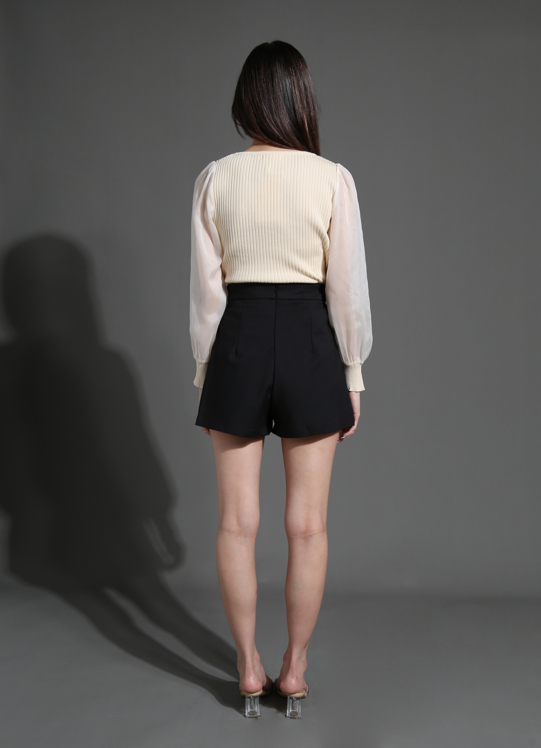 High Waist Back Zip Short Pants 26522