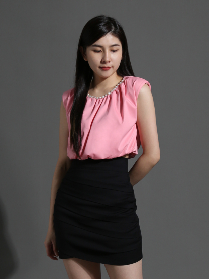 Sleeveless With Decorative Pearl Top 26524