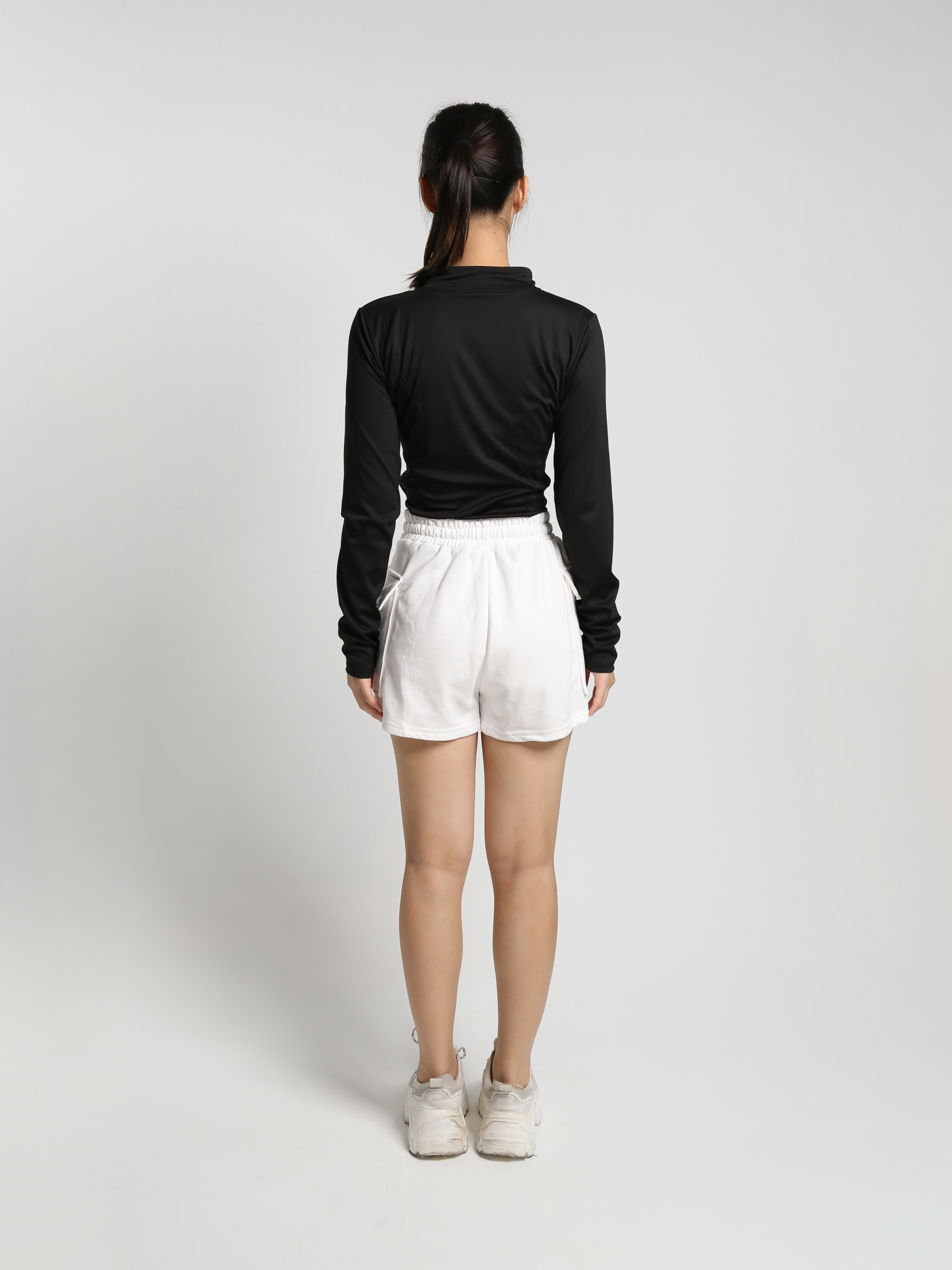 Turtle Neck With Front Zip Top 23291