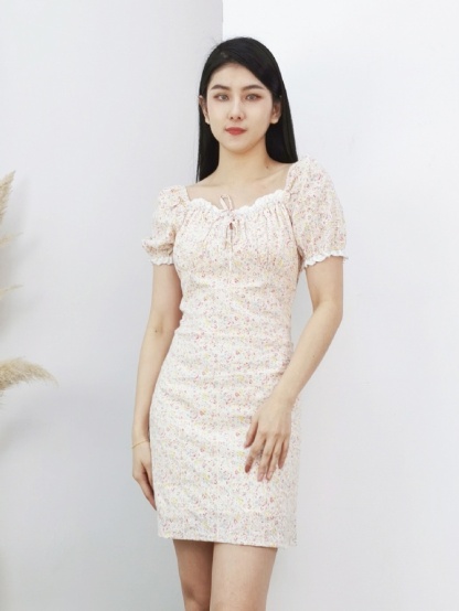 Floral With Detailed Lace Dress 17306