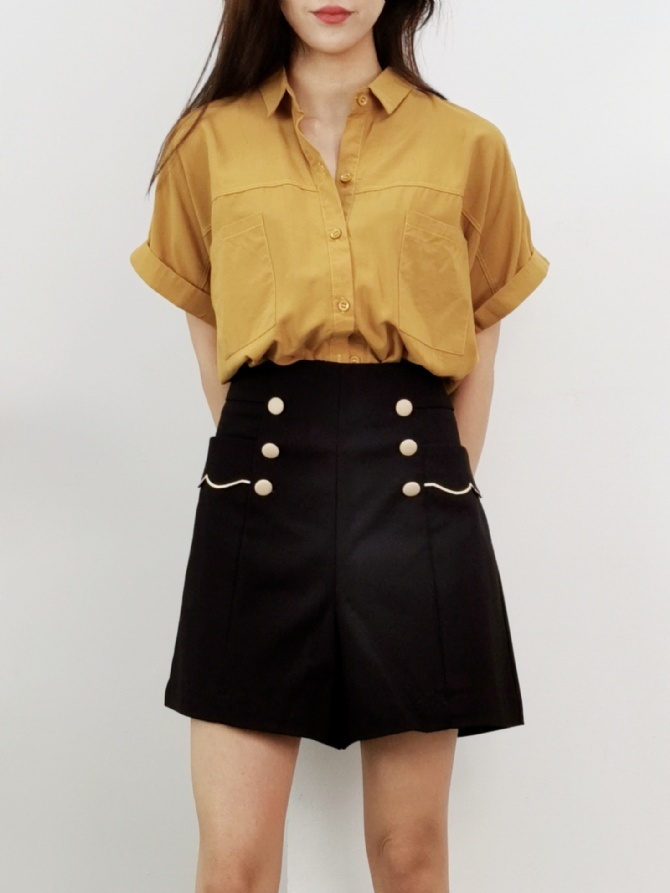 High Waist With Front Breasted Decorative Button Short Pants 16342