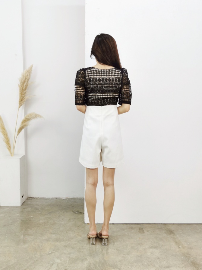 Sweetheart Neckline Lace Top 17378