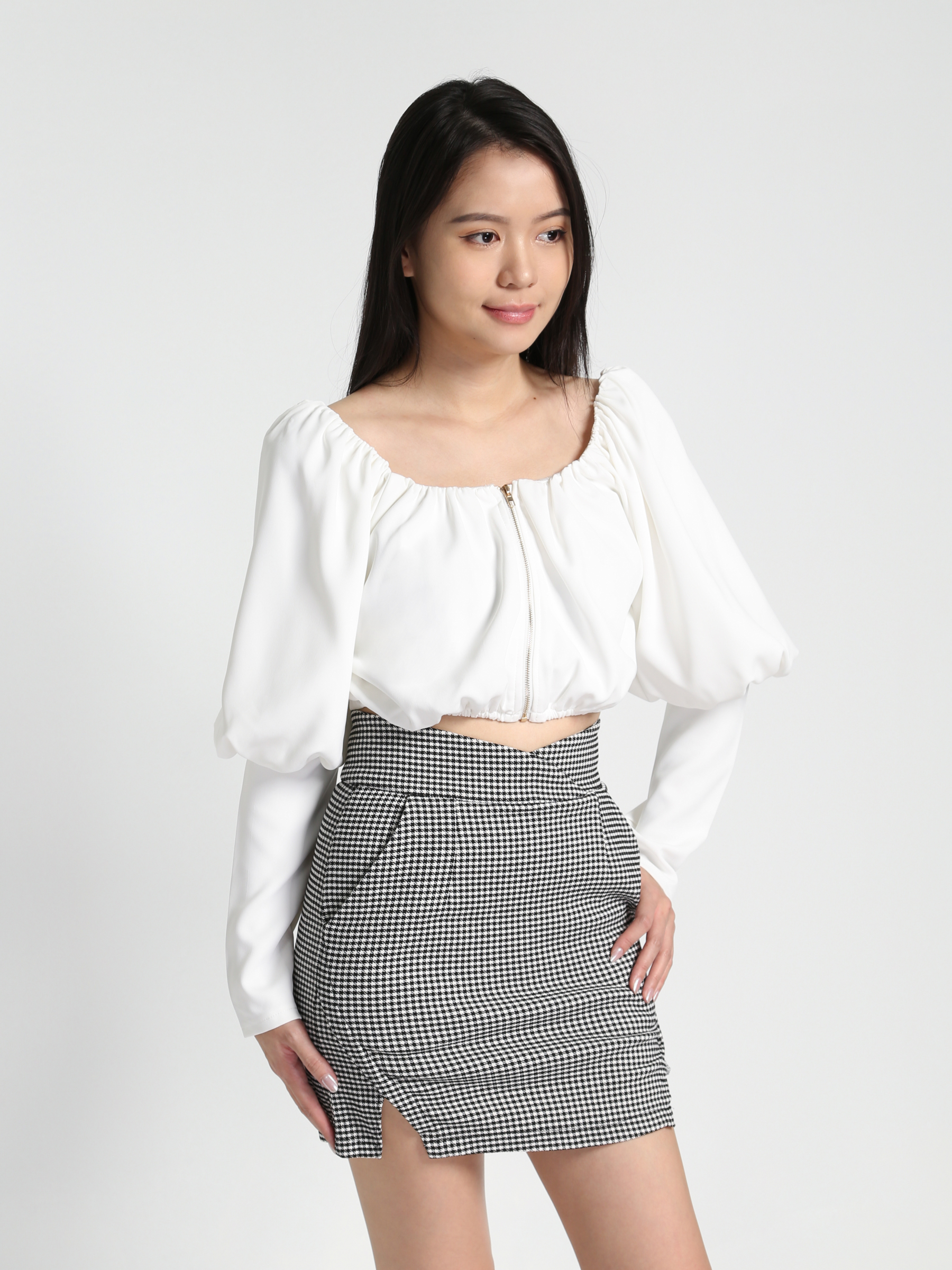 Puff Long Sleeve Front Zip Top 23099