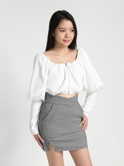 Puff Long Sleeve Front Zip Top 23099