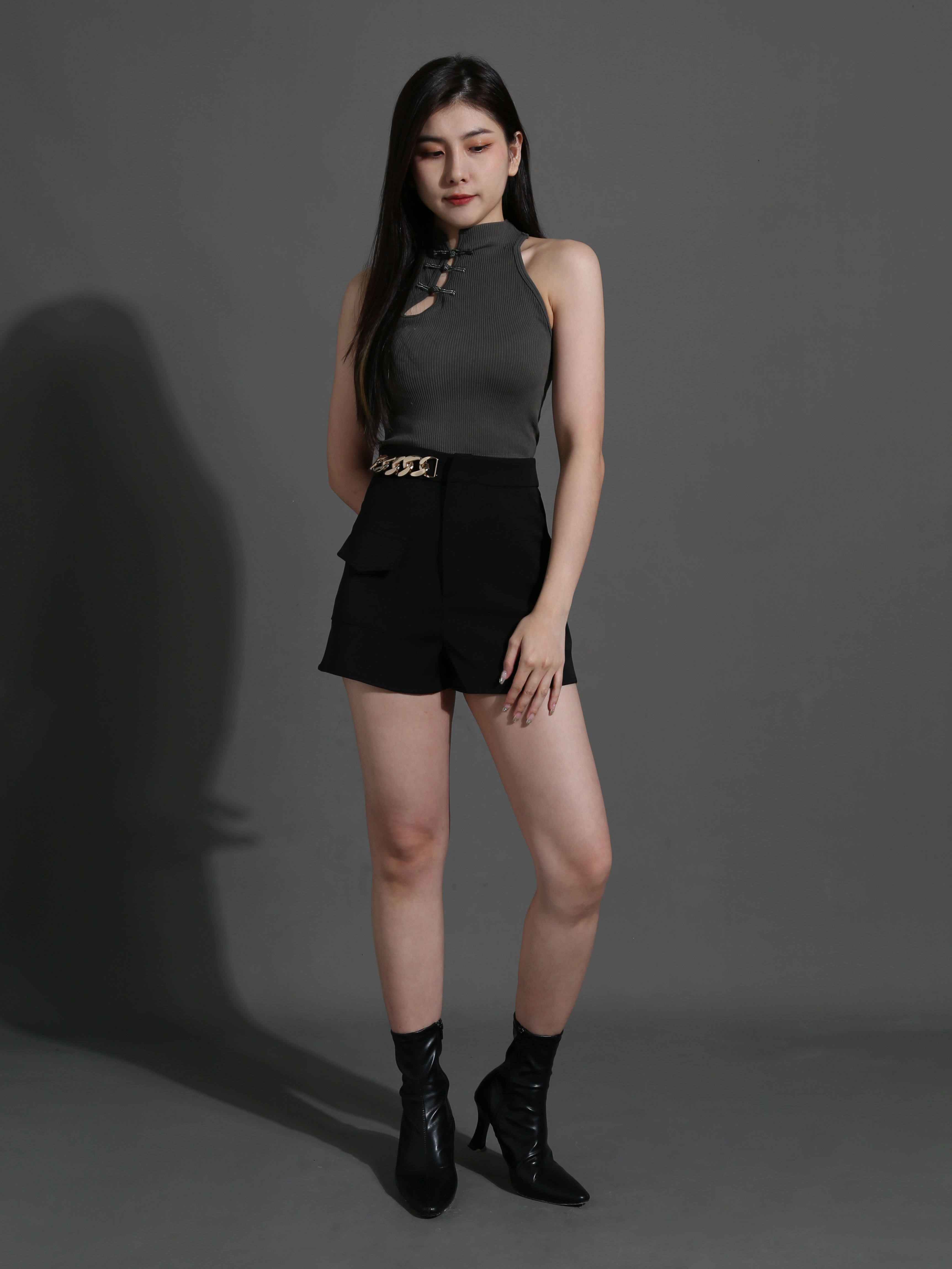 Sleeveless Front Button Top 26146