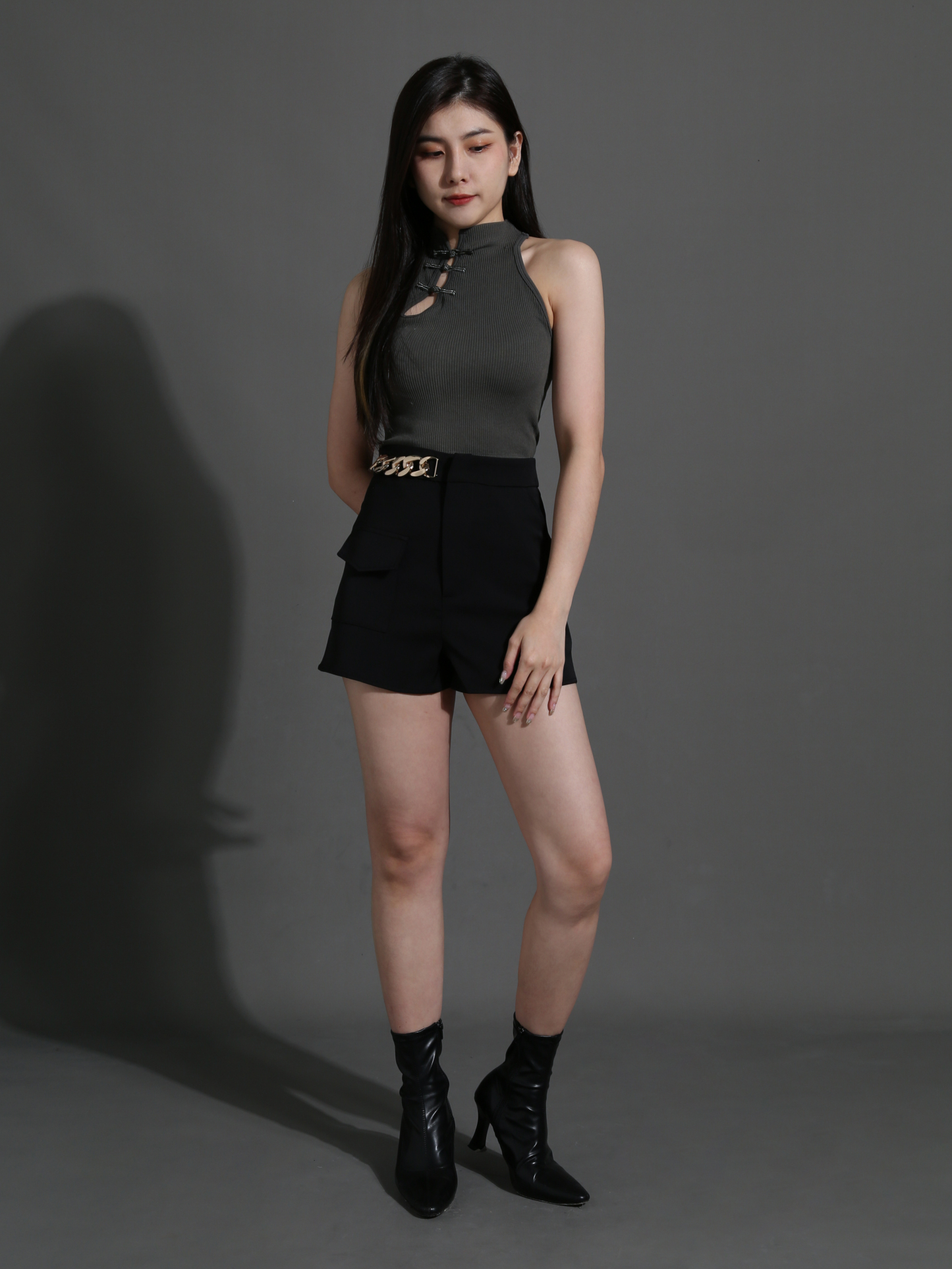 Sleeveless Front Button Top 26146