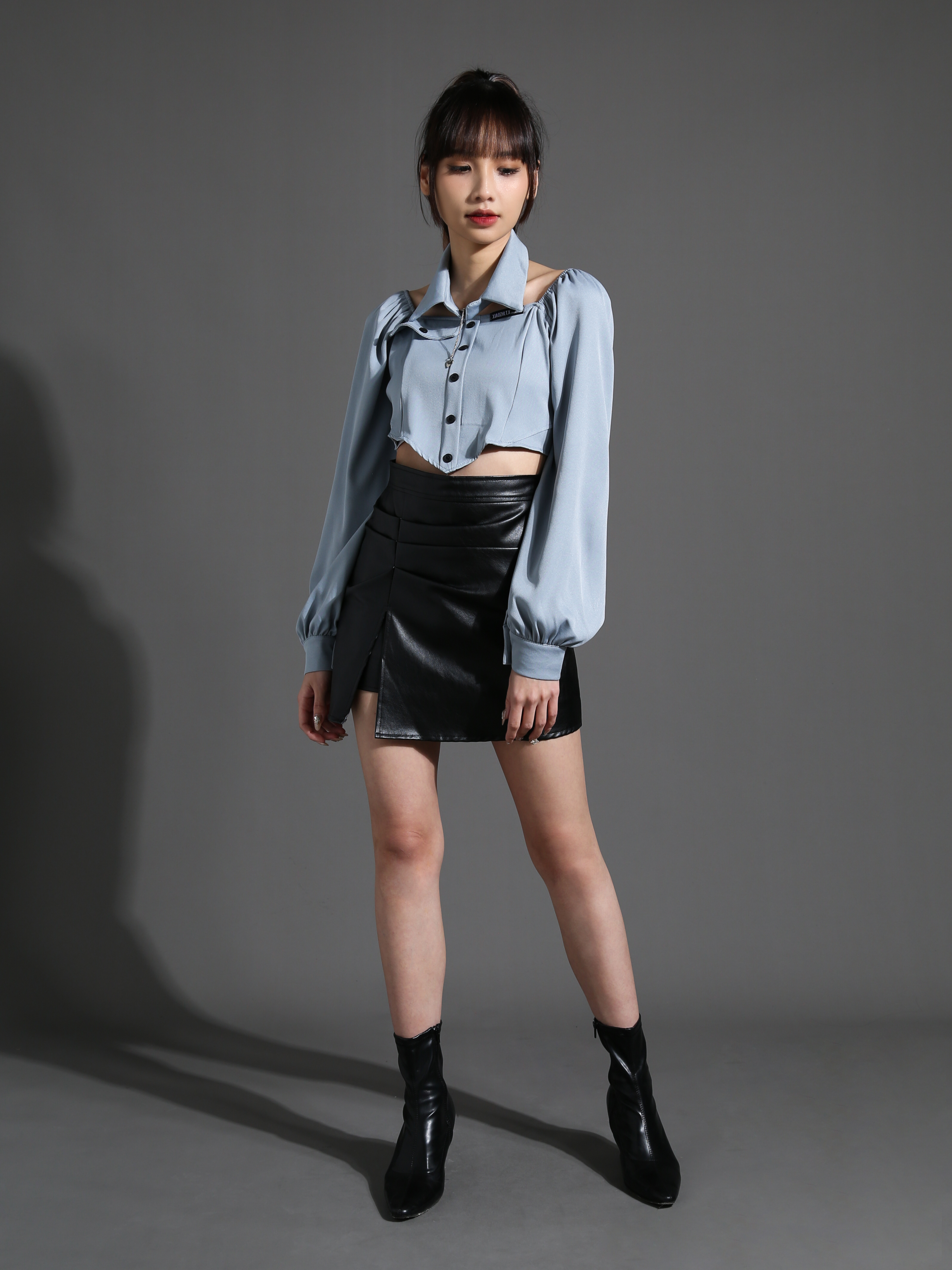 Off Shoulder With Chocker Top 26556