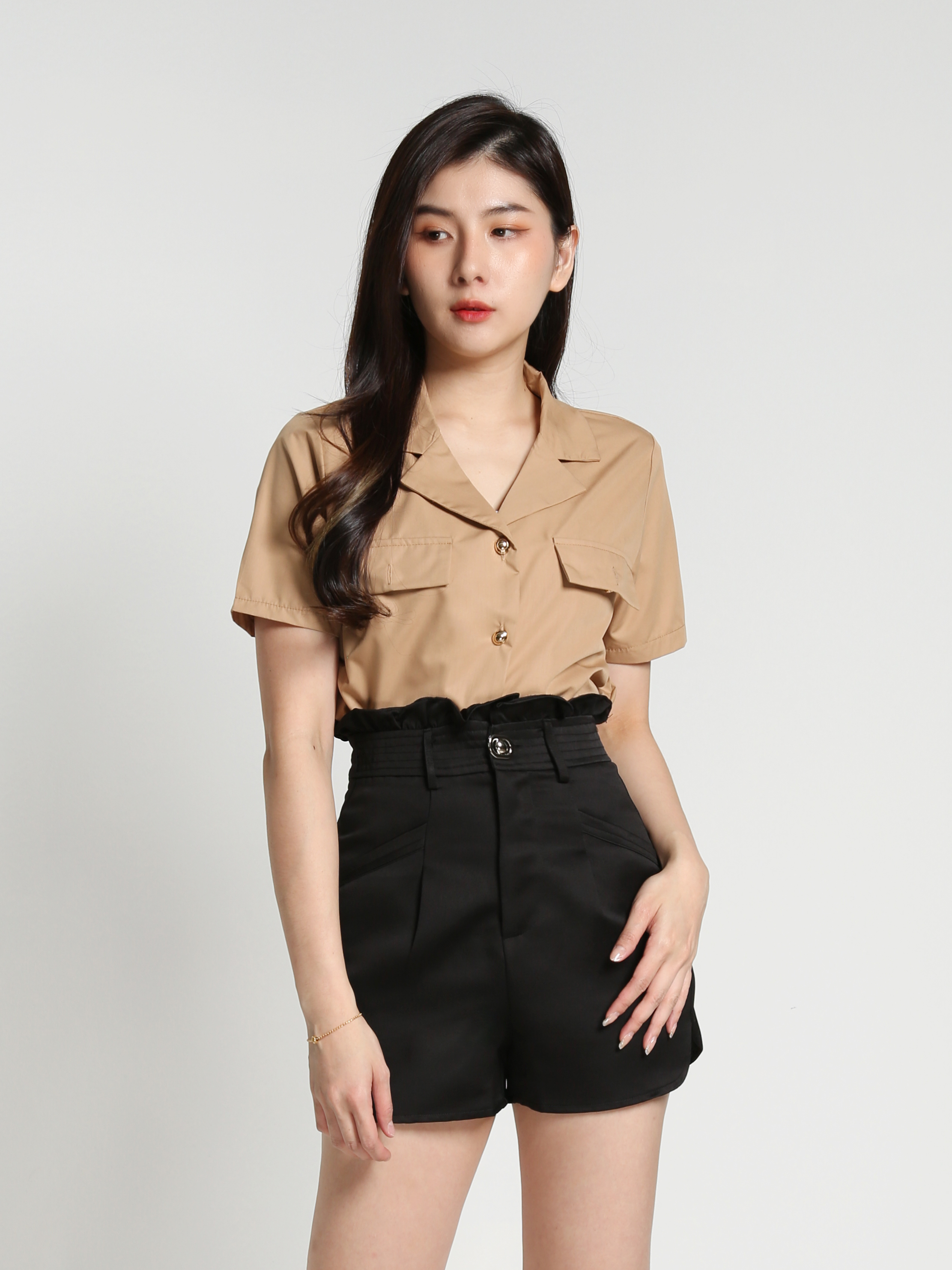 Pleated Front Button Short Pant 26906