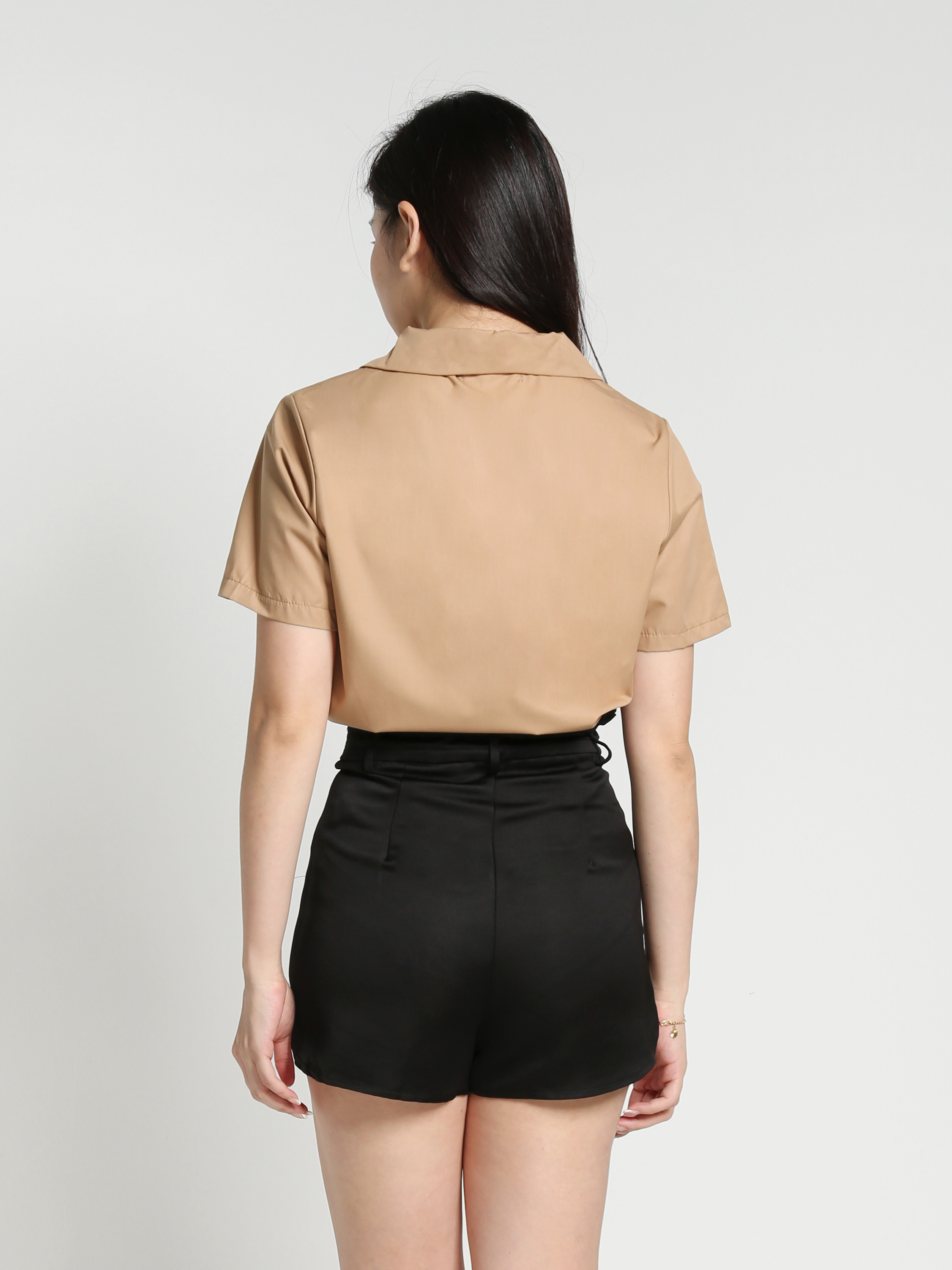 Pleated Front Button Short Pant 26906