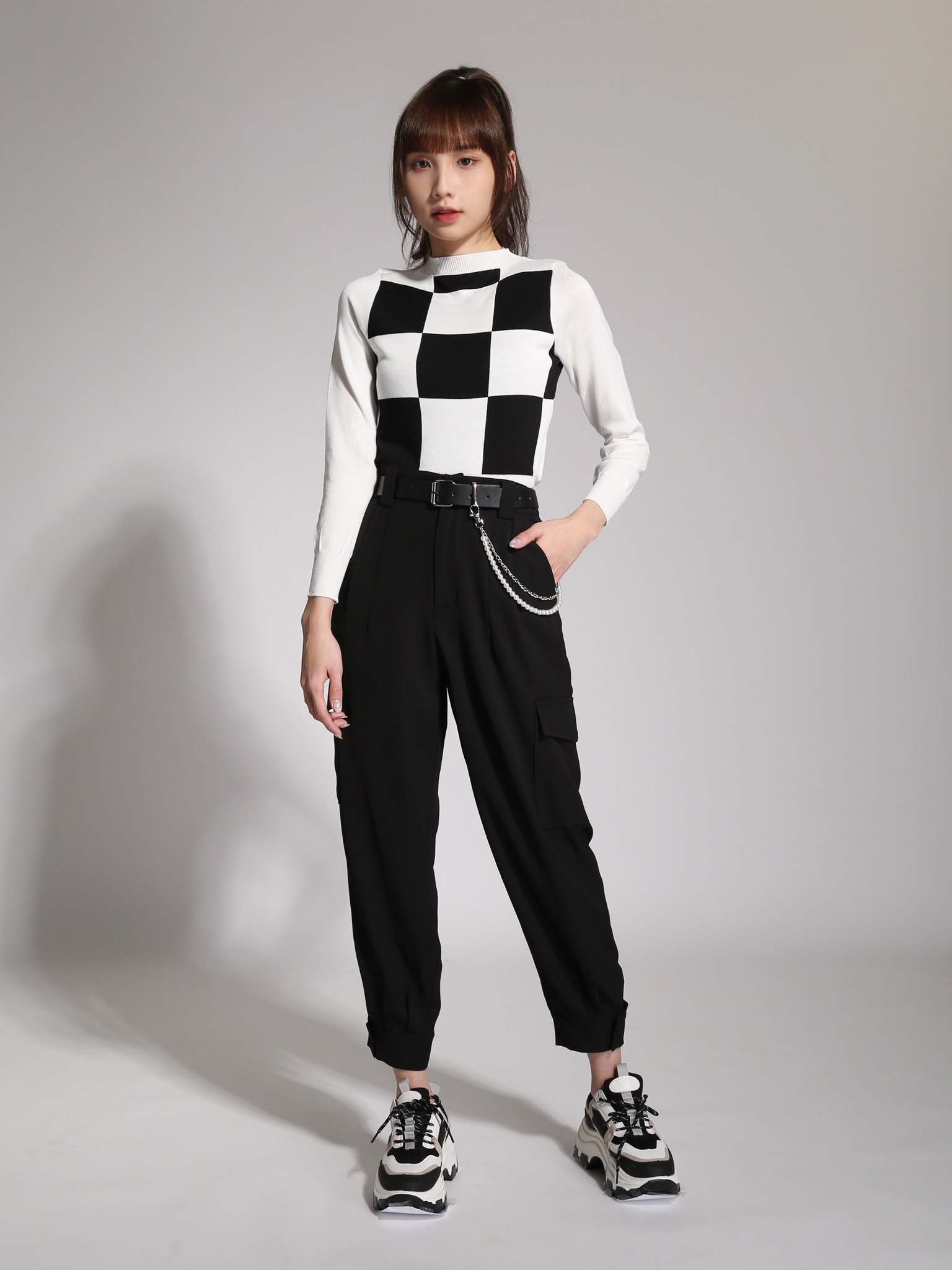 Belted Cargo Pants With Chain Ac3-03