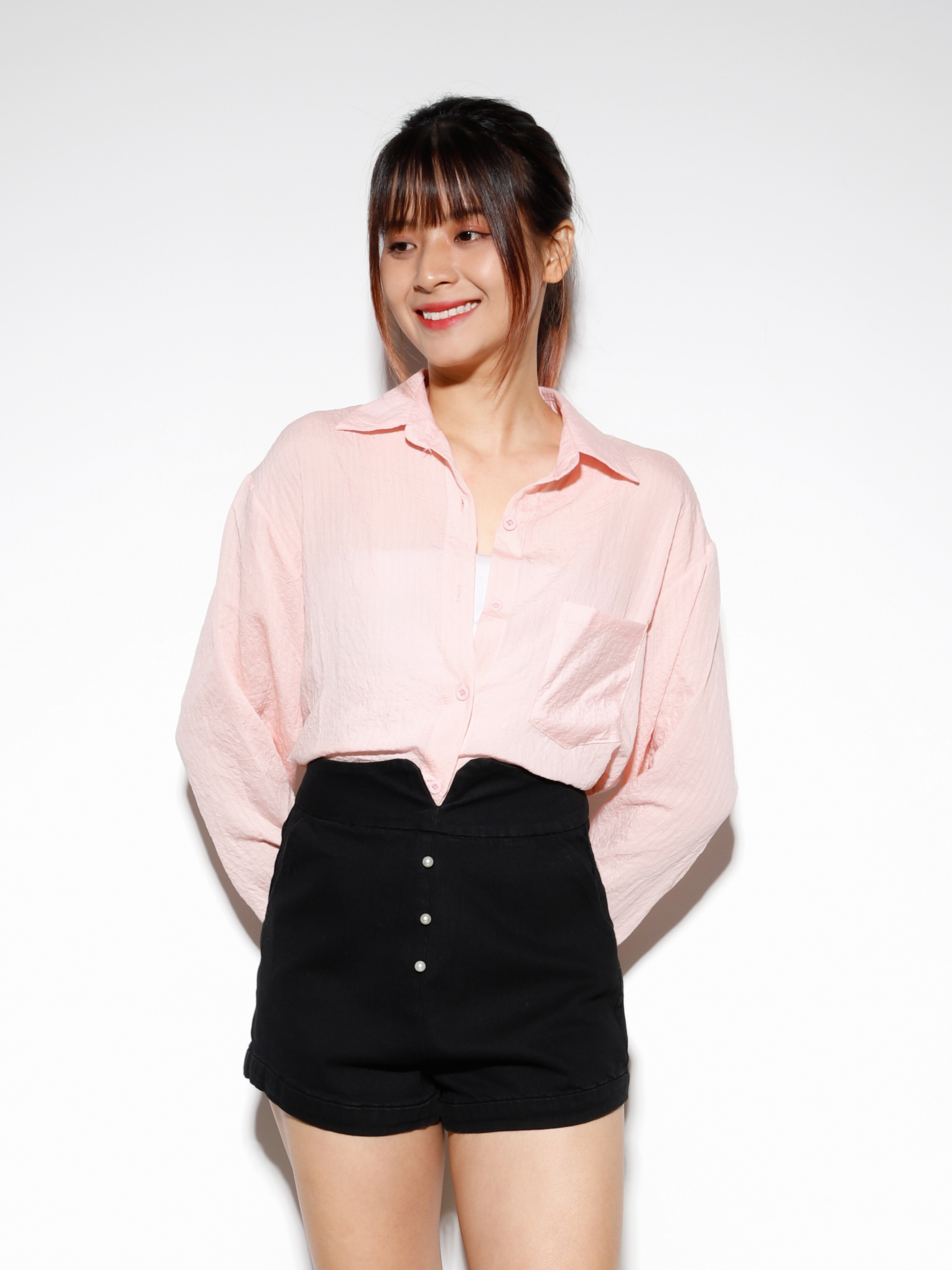 Denim Front Decorative Button Short Pant 27444