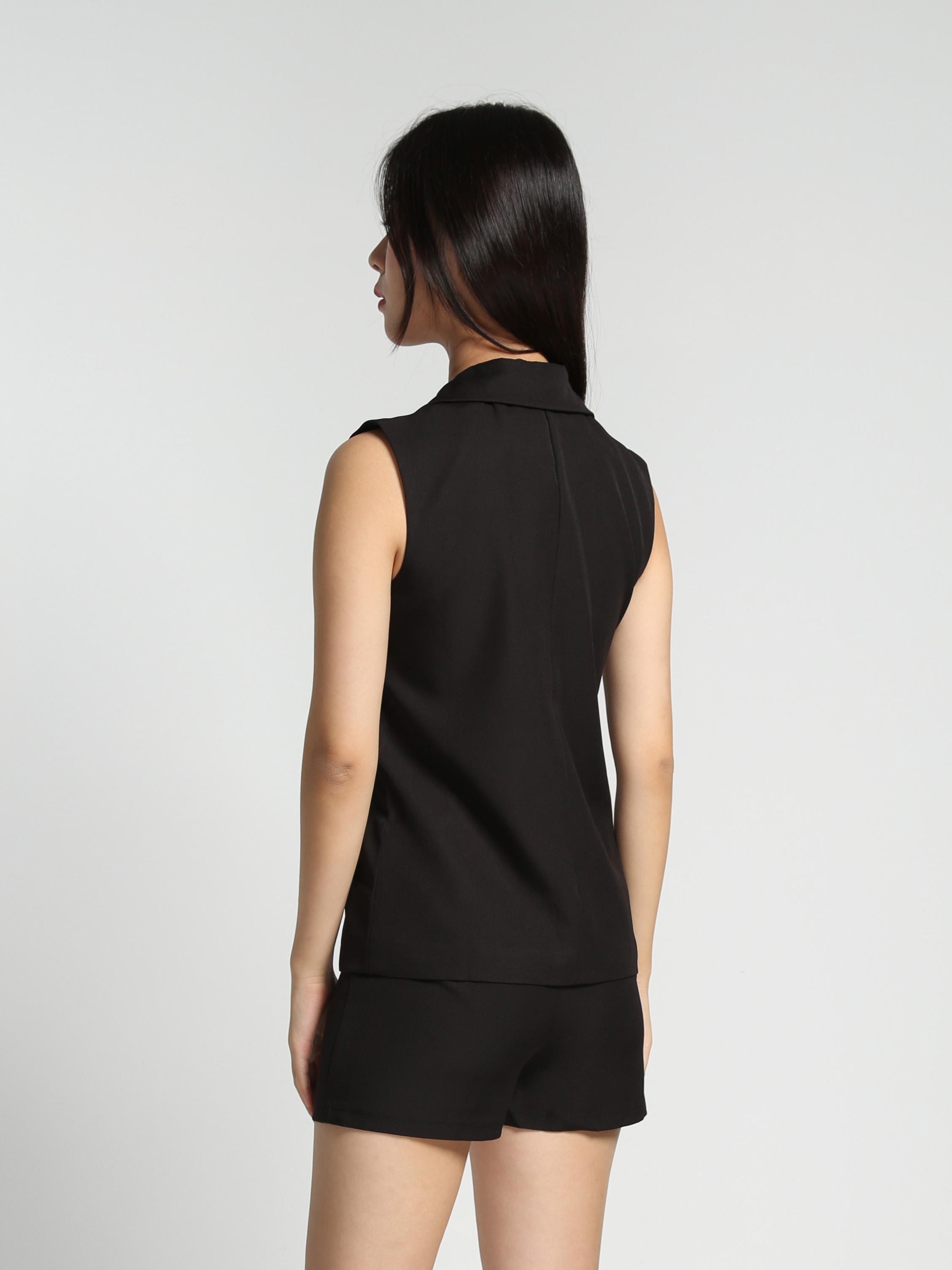 Sleevless Front Button Top With Short Pants Set 27842