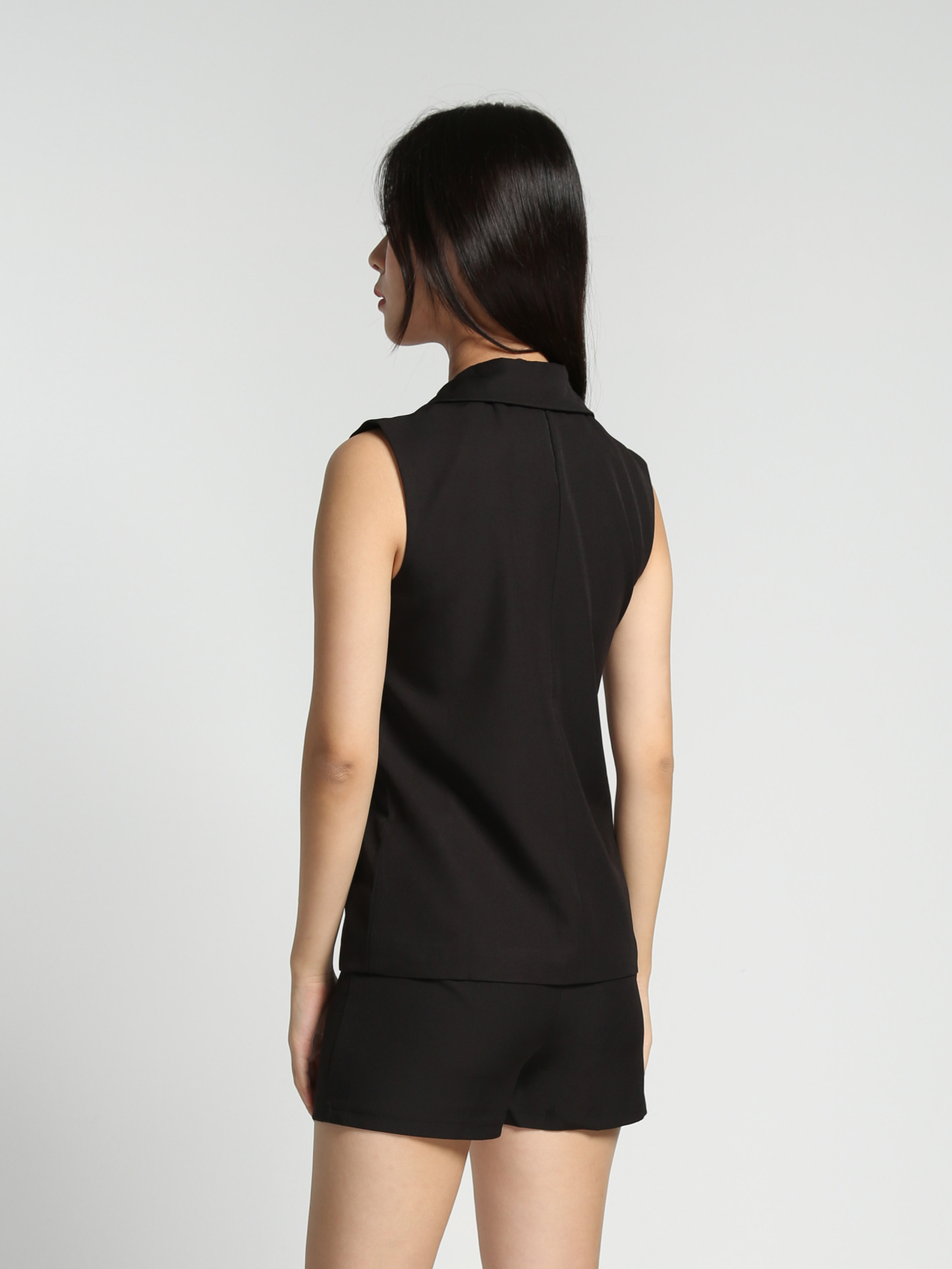 Sleevless Front Button Top With Short Pants Set 27842