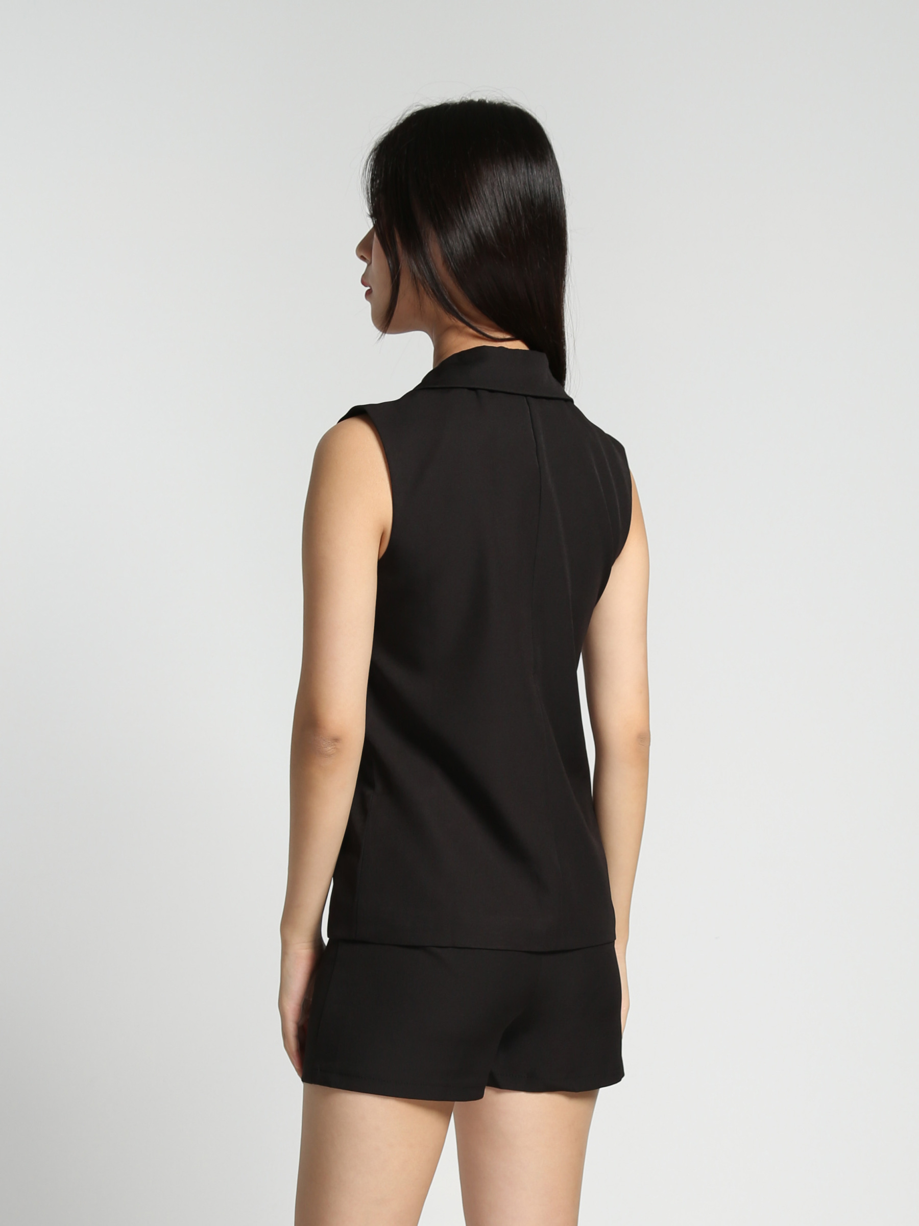 Sleevless Front Button Top With Short Pants Set 27842