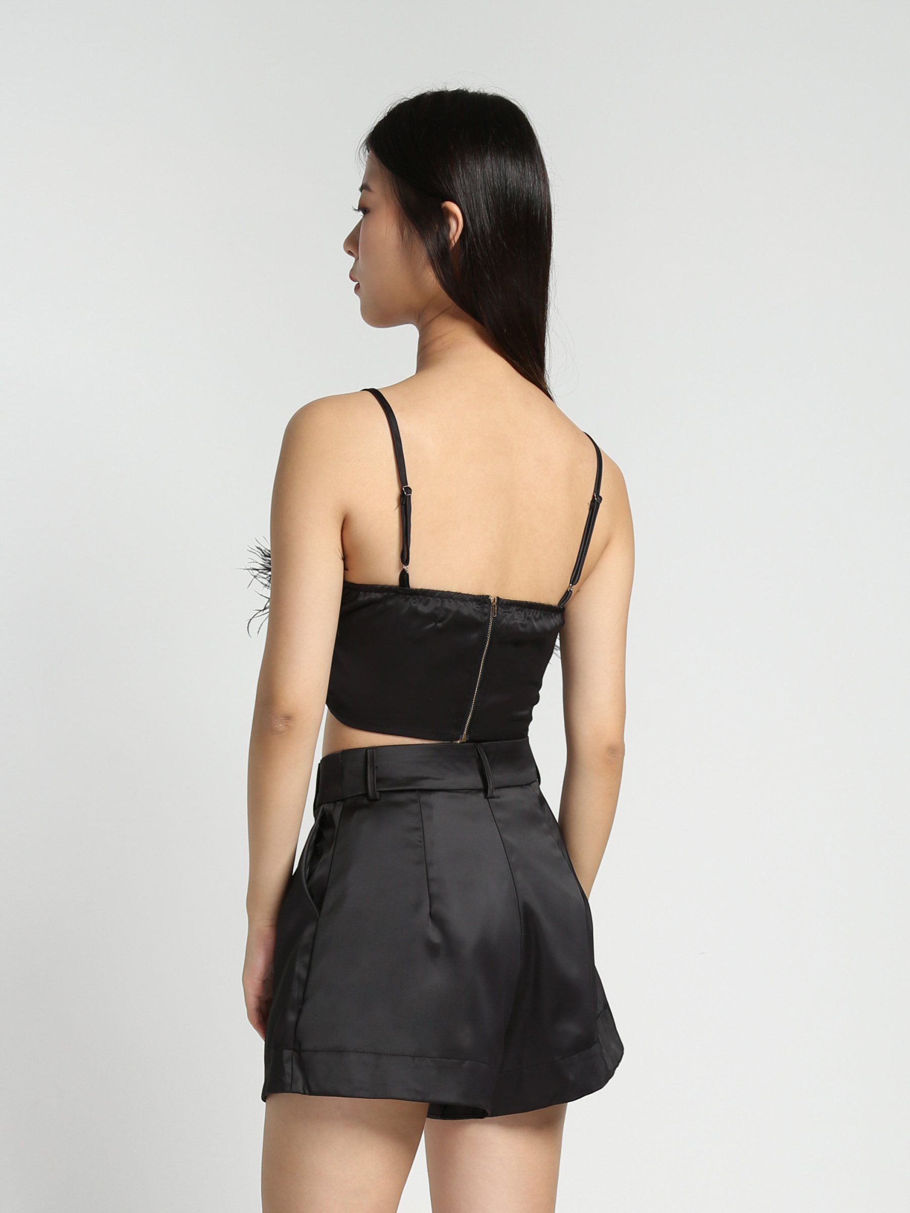 Sleeveless With Fur Top With Short Pants Set 27843