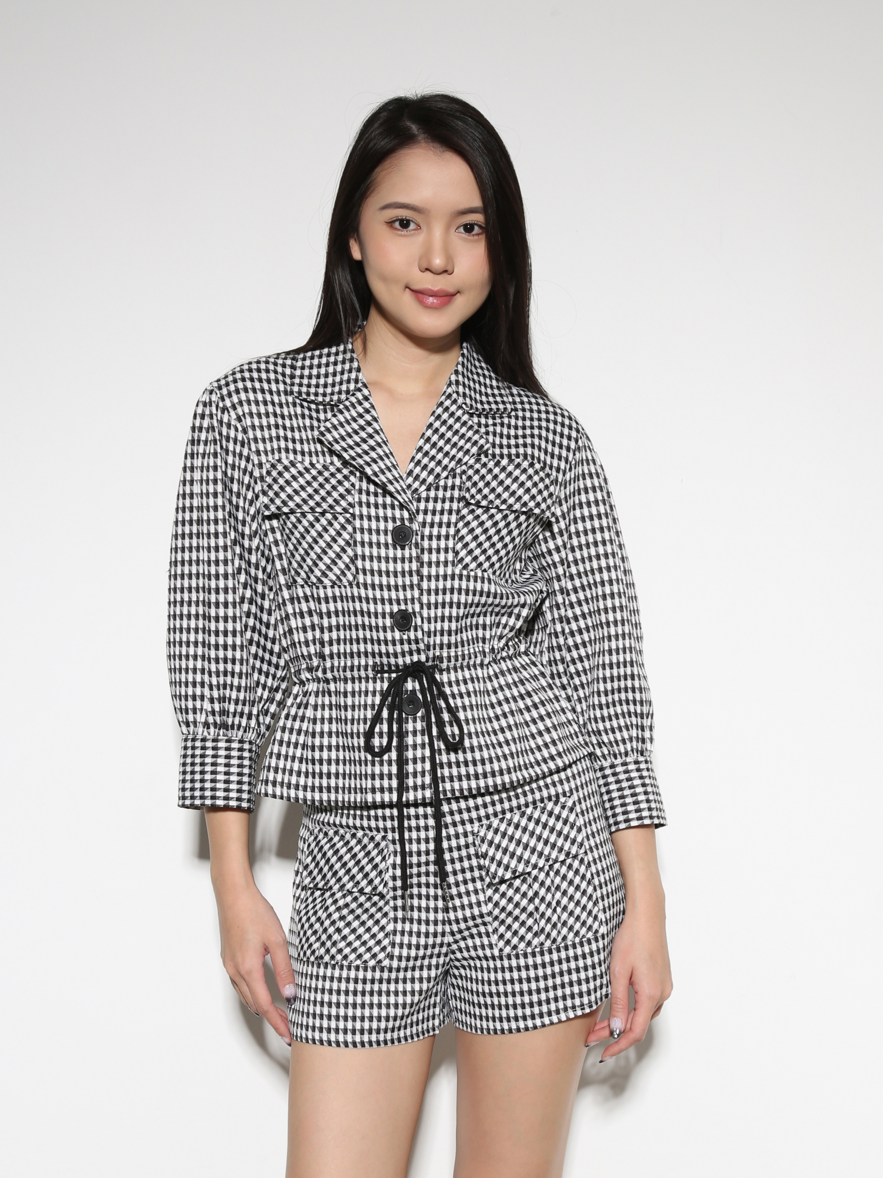 Long Sleeve Top With Front Pocket Short Pant 27913