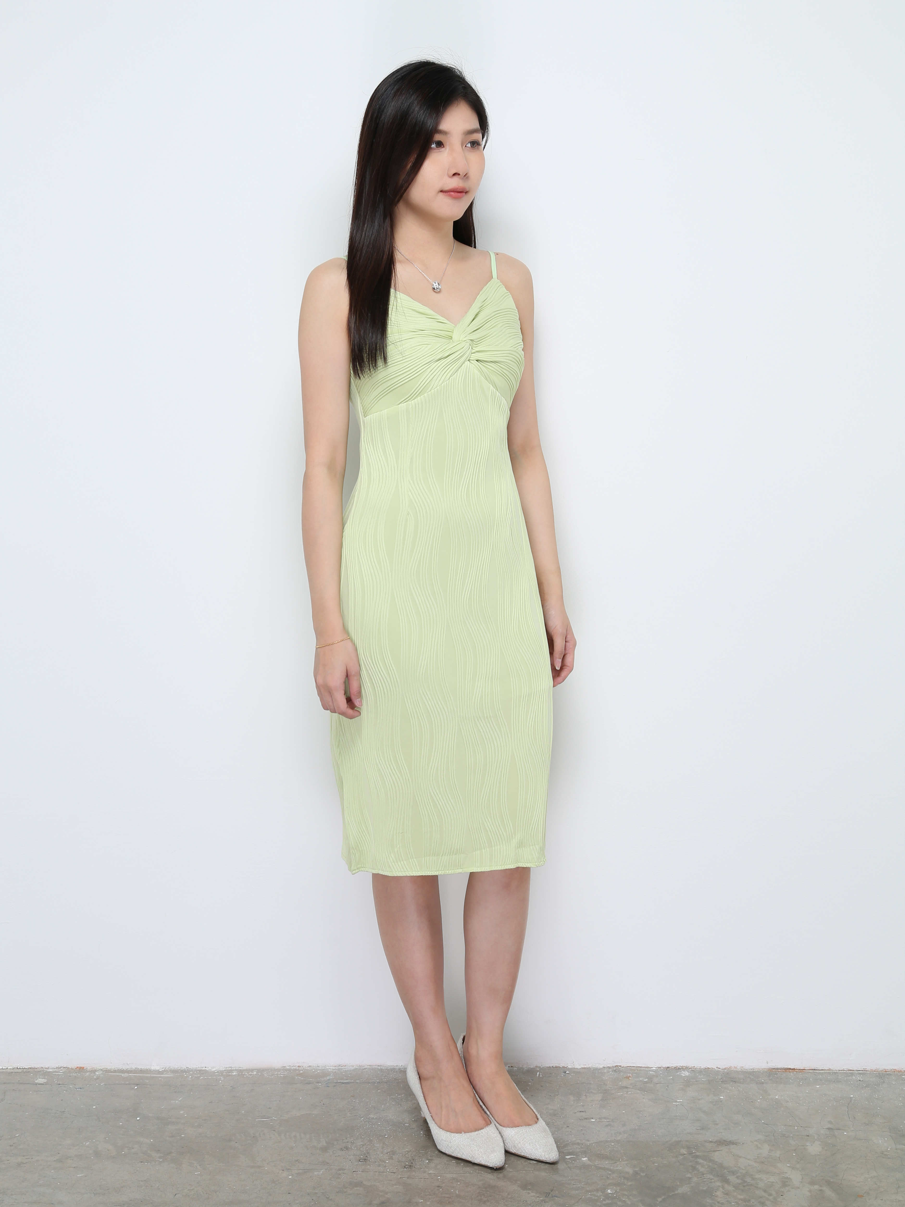 Sleeveless Front Twist Top 28068