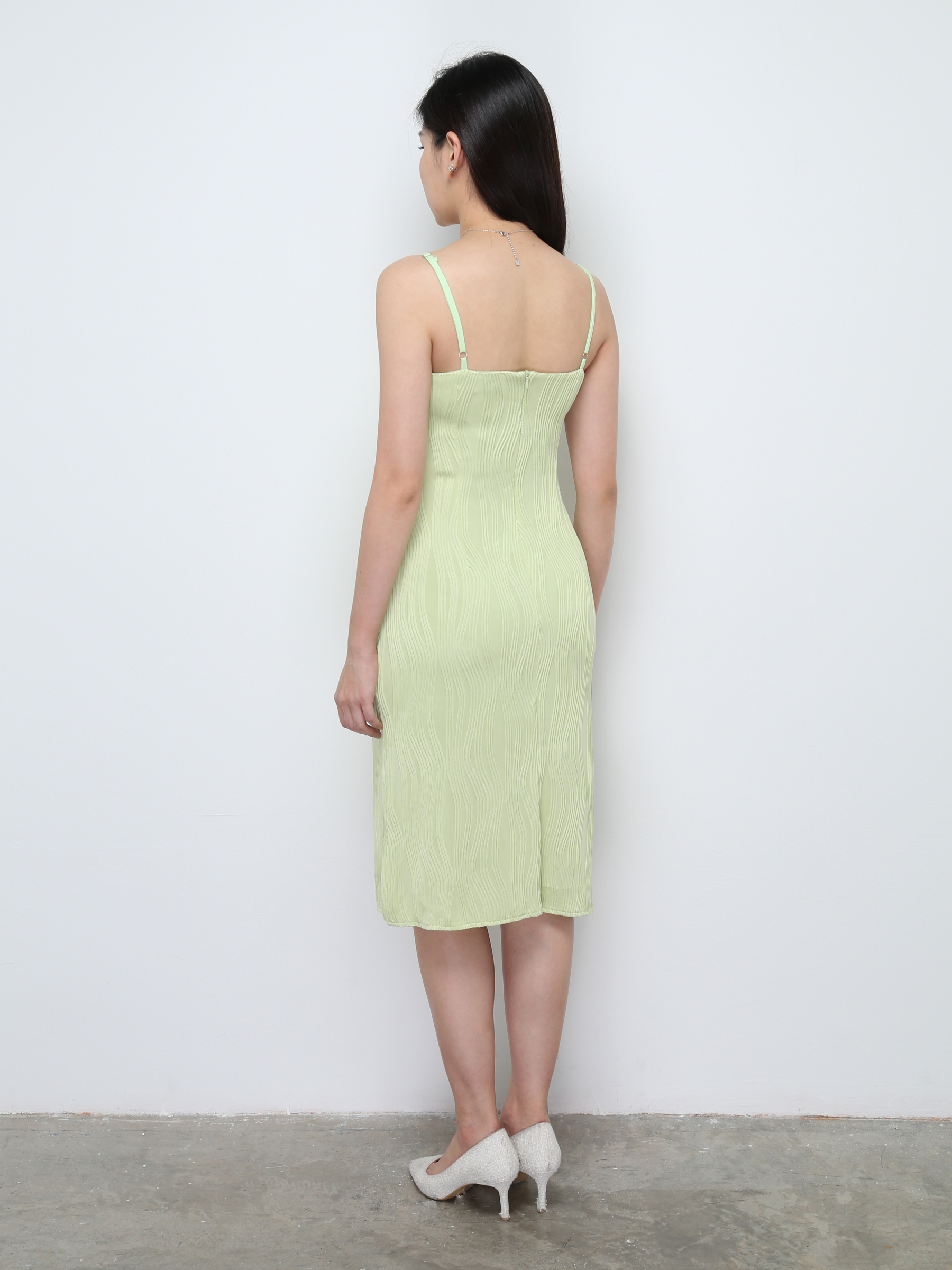 Sleeveless Front Twist Top 28068