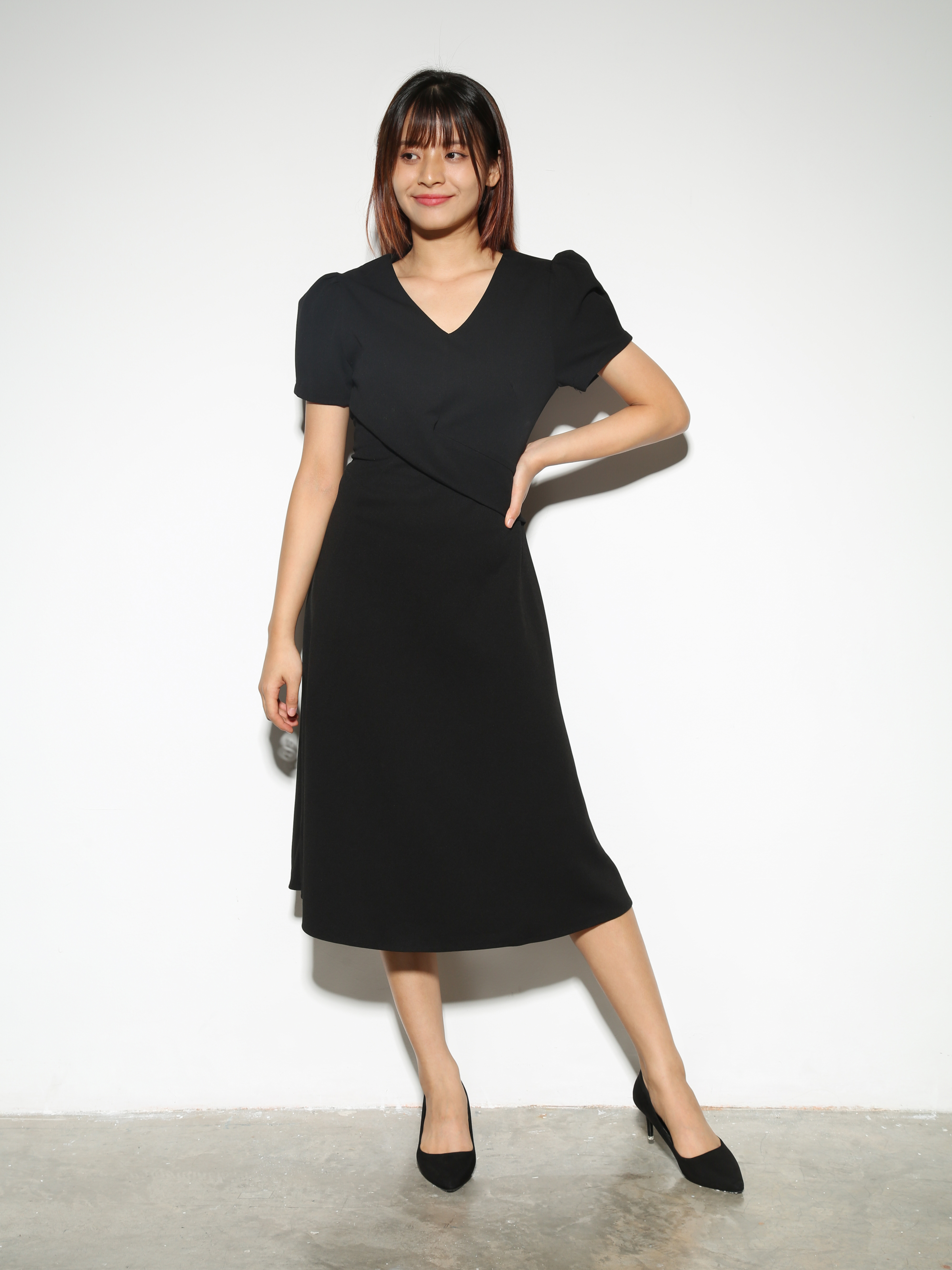 V Neck Twist Dress 28409