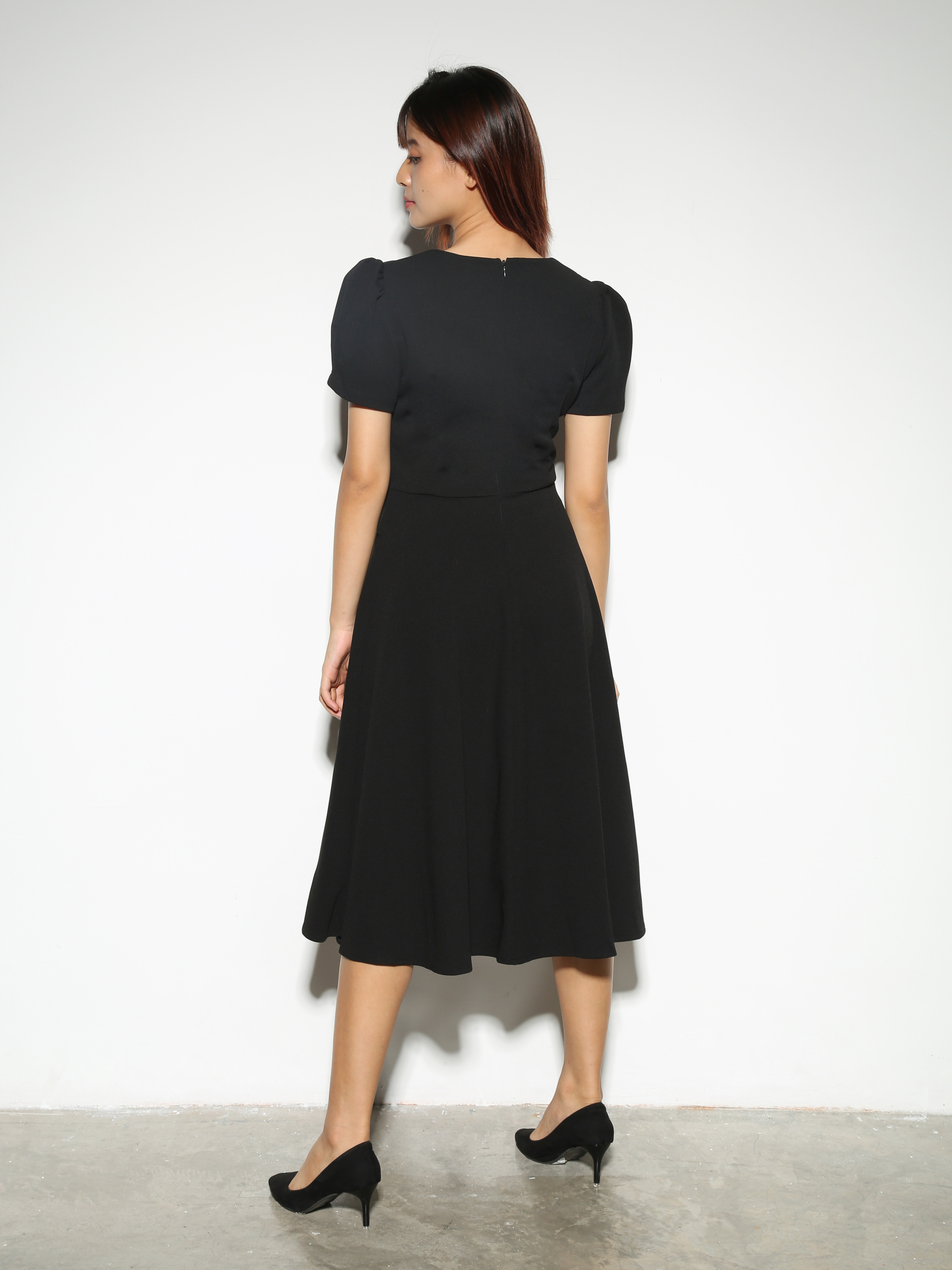 V Neck Twist Dress 28409