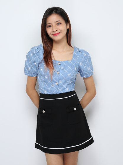 FloralFront Button Top 28501