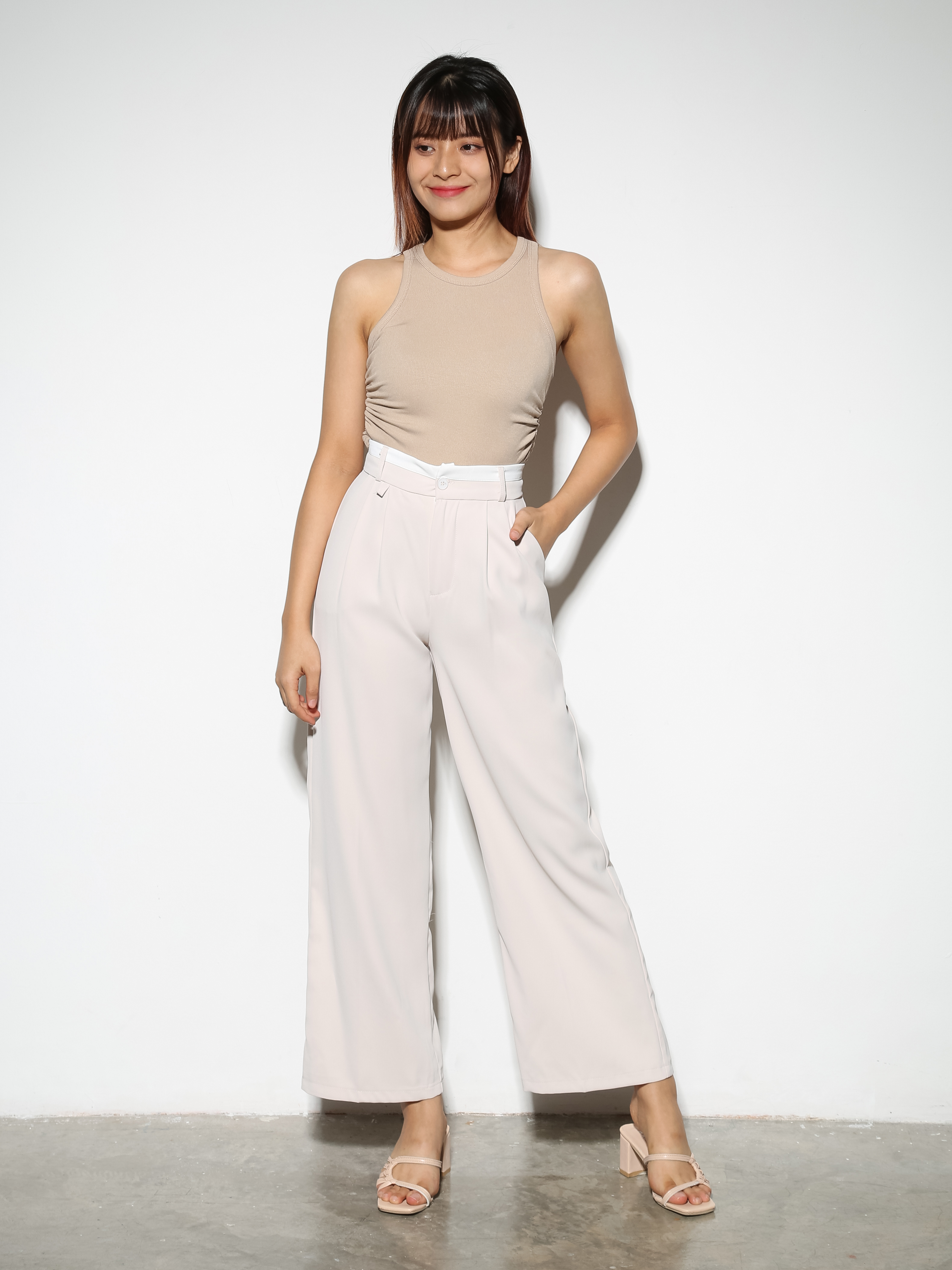 Sleeveless Side Pleated Top 28796