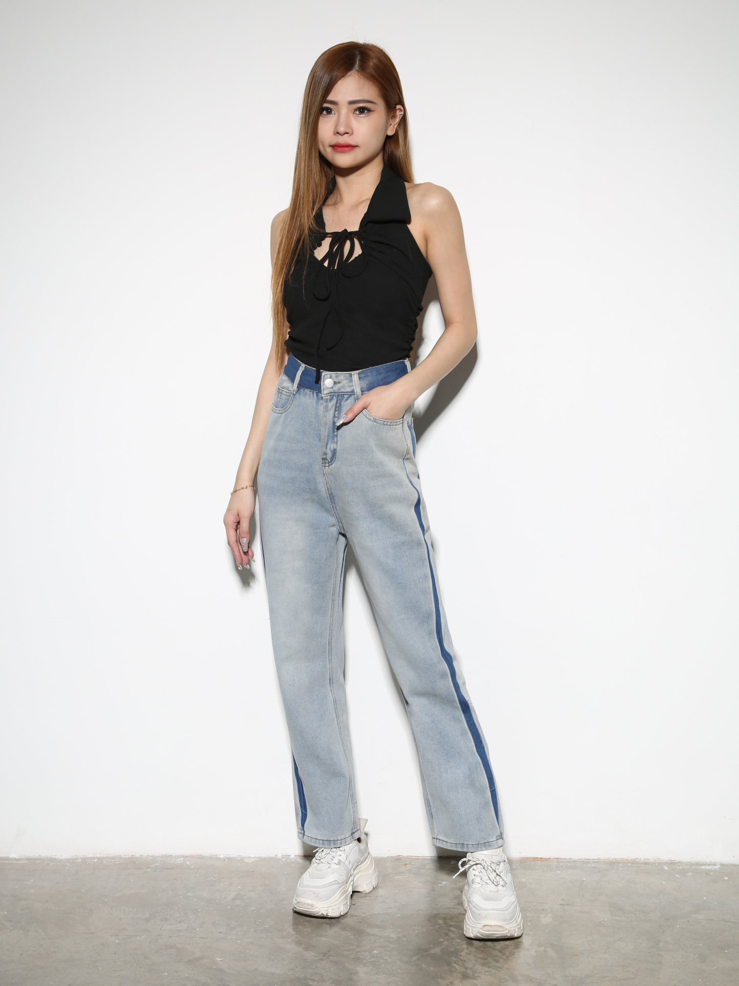 Sleeveless Halter Top 28799