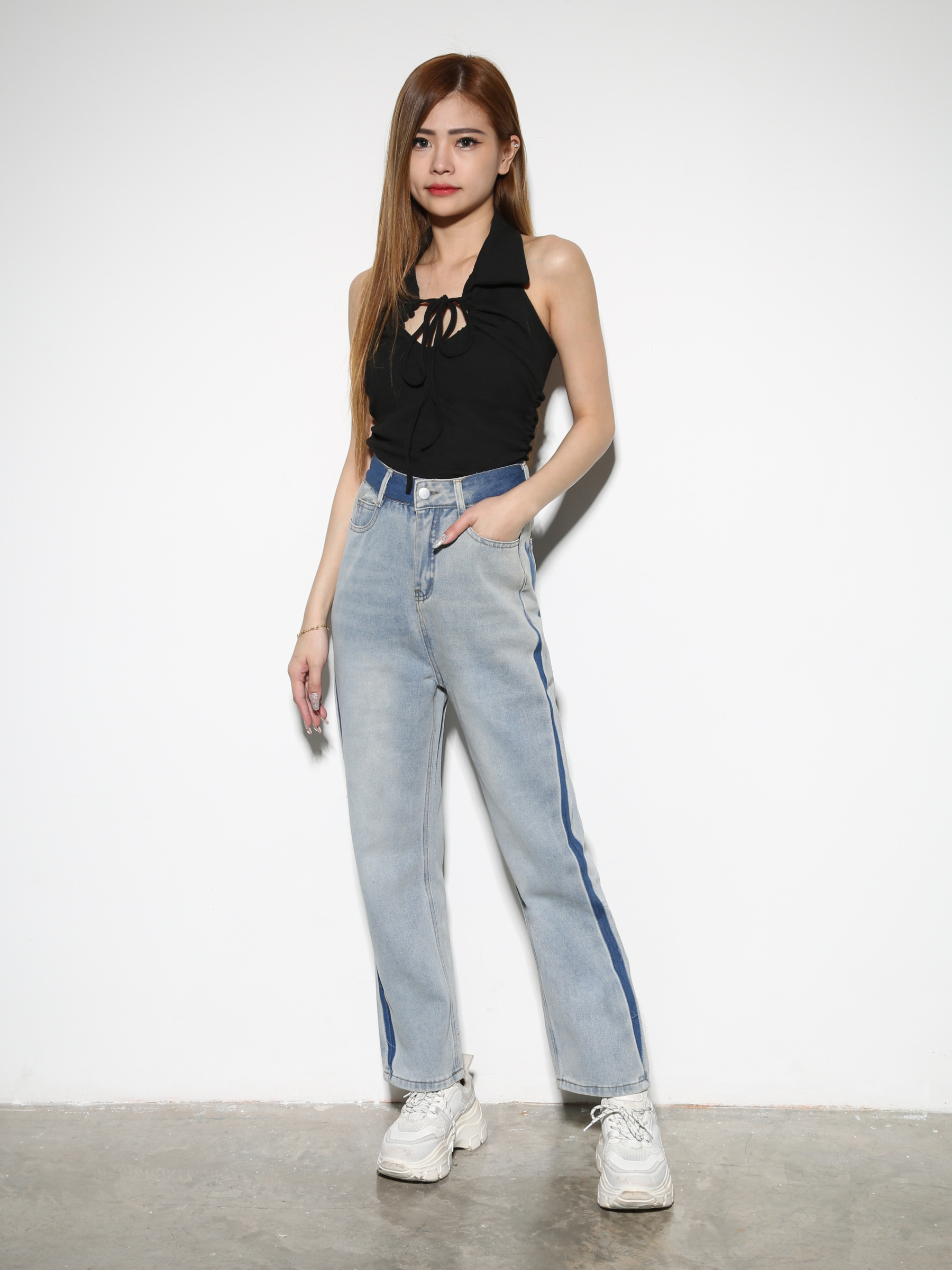 Sleeveless Halter Top 28799