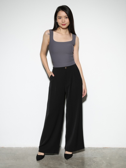 Square Neck Sleeveless Top 28883