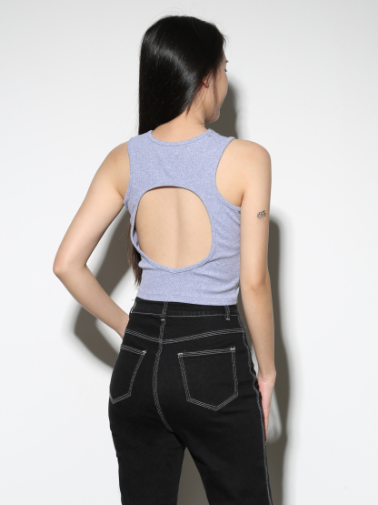 Sleeveless Back Hole Top 28890