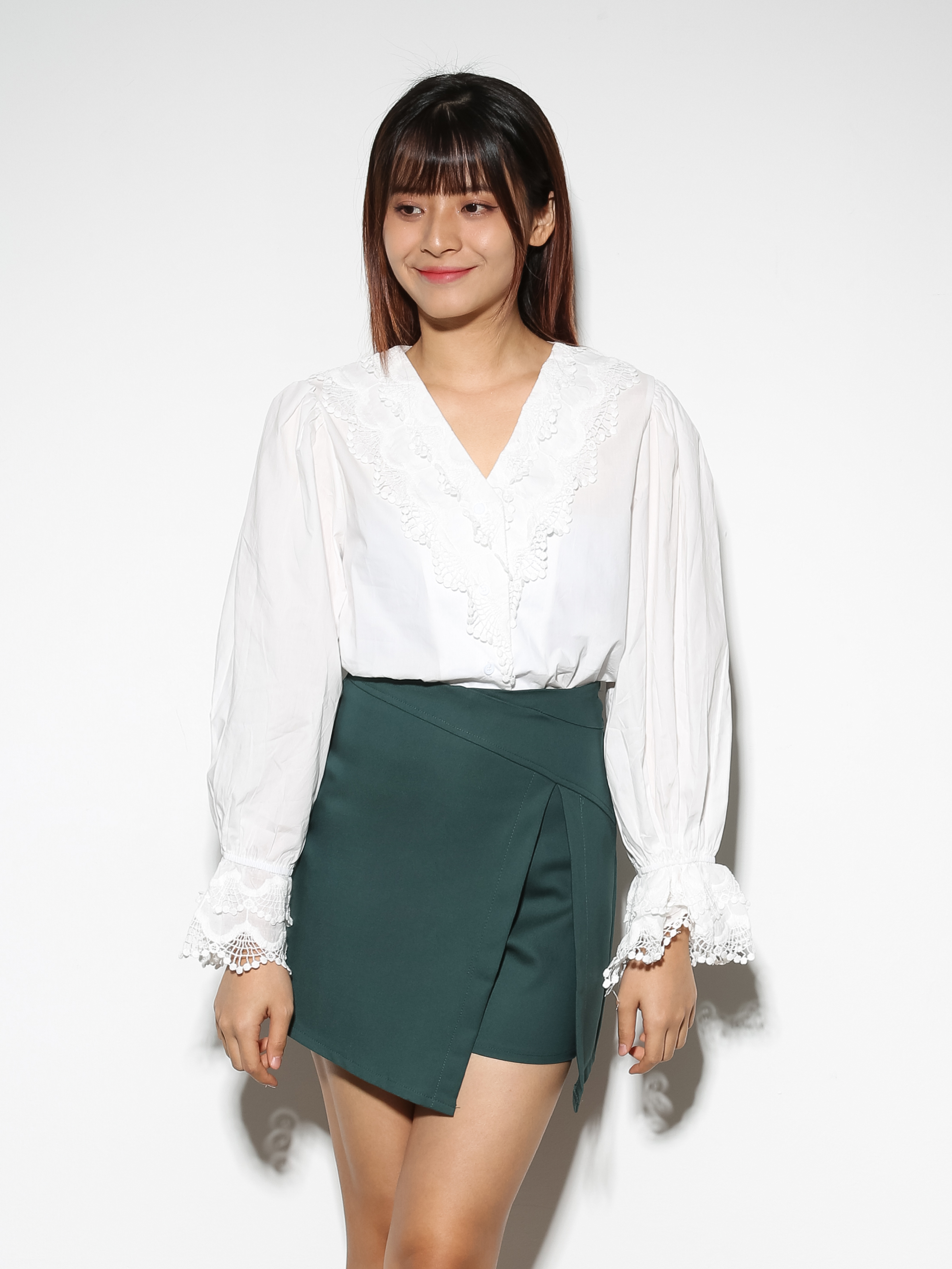 V Neck Lace Top 29064