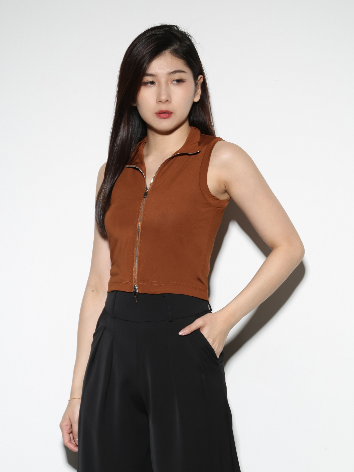 Sleeveless Front Zip Top 29168
