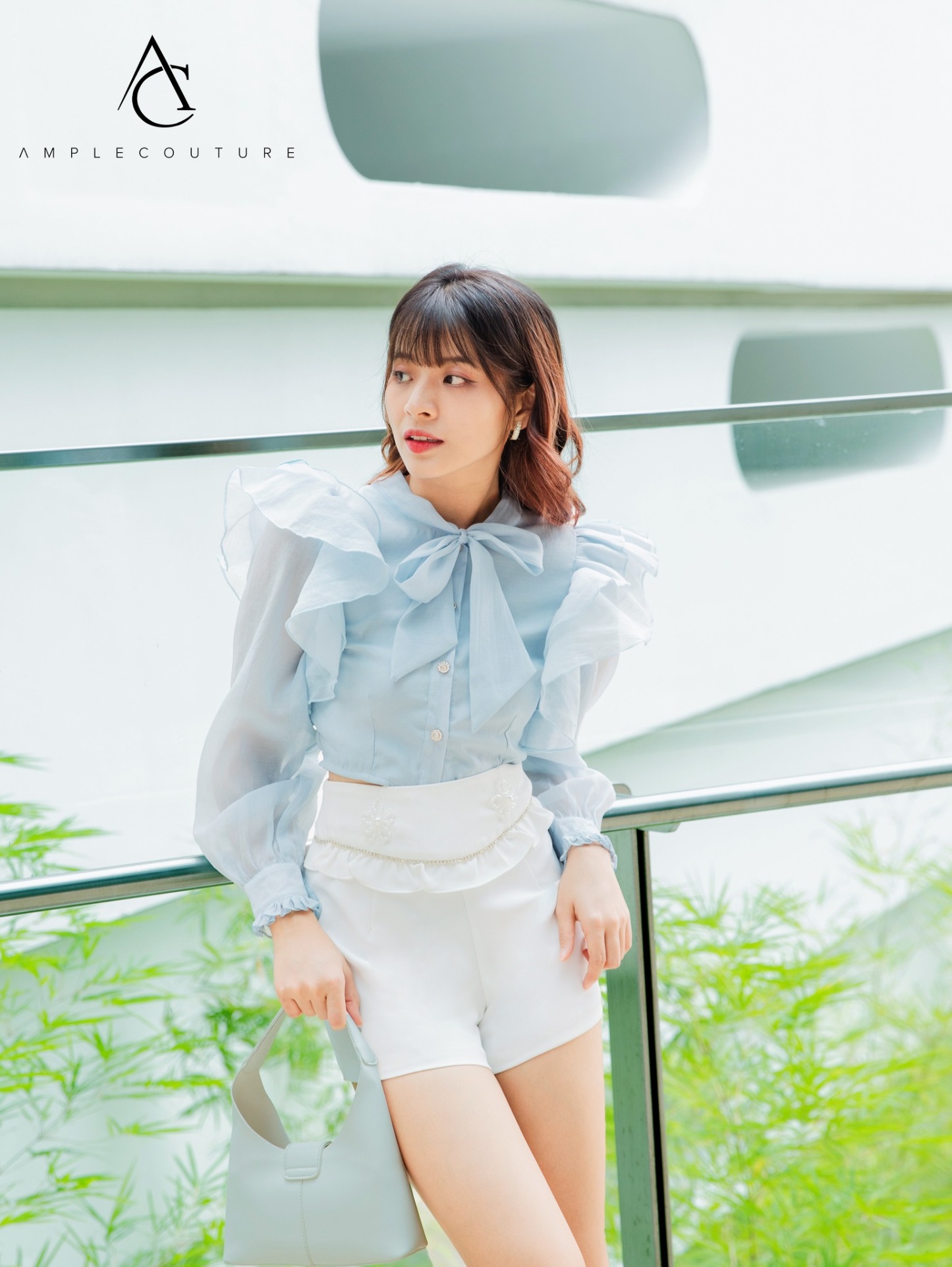 Back Zip Layered Short Pant 22602
