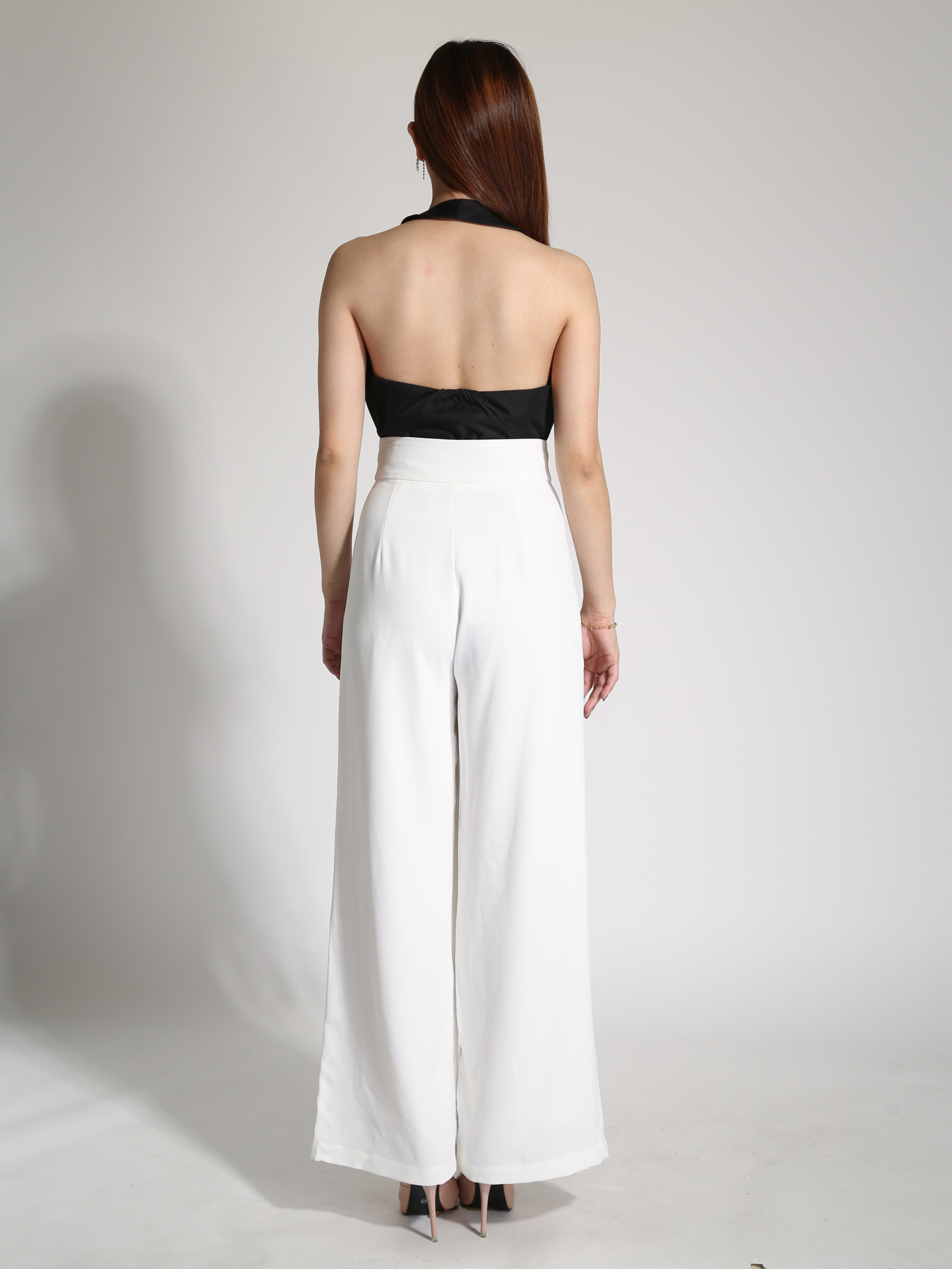 Halter Front Button Top Ac041