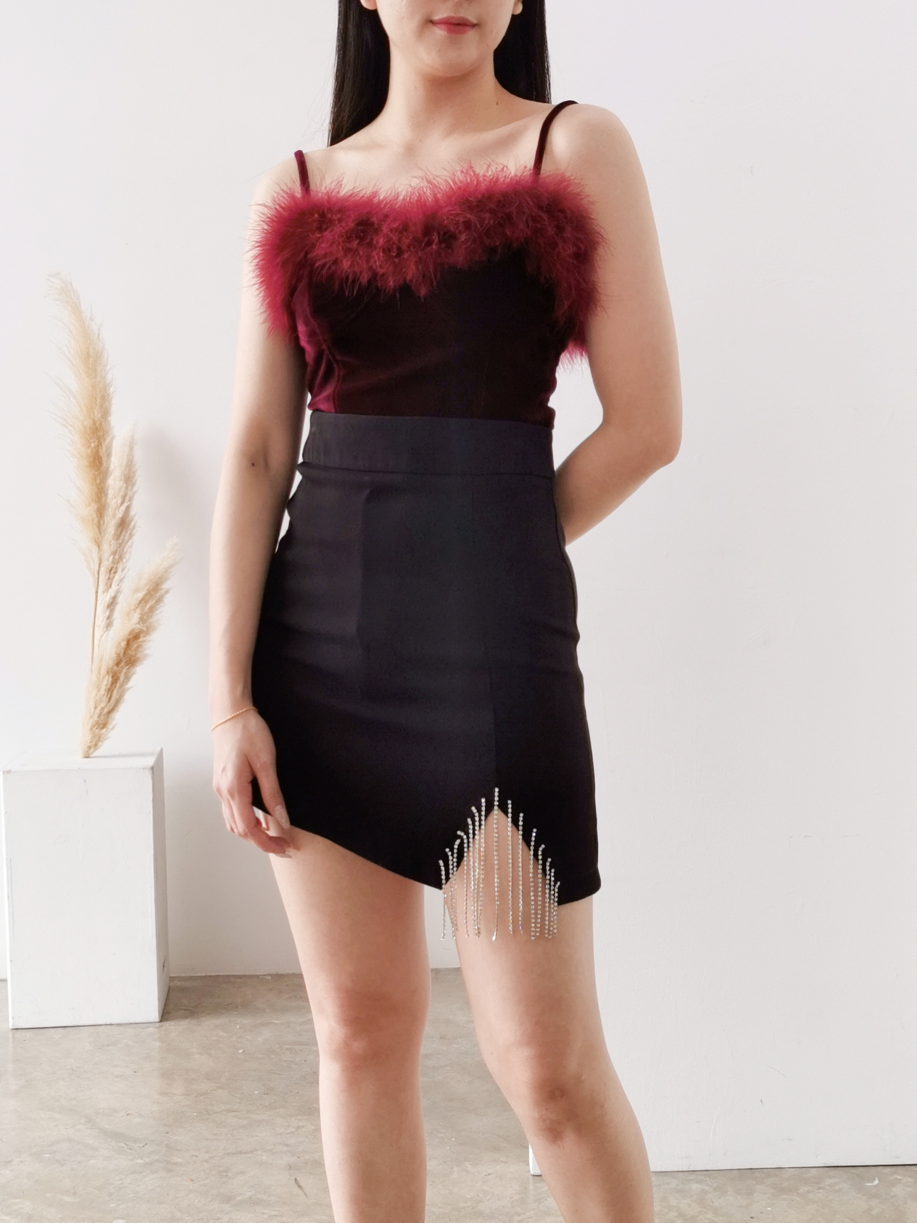 Sleeveless Fur Crop Top AC051